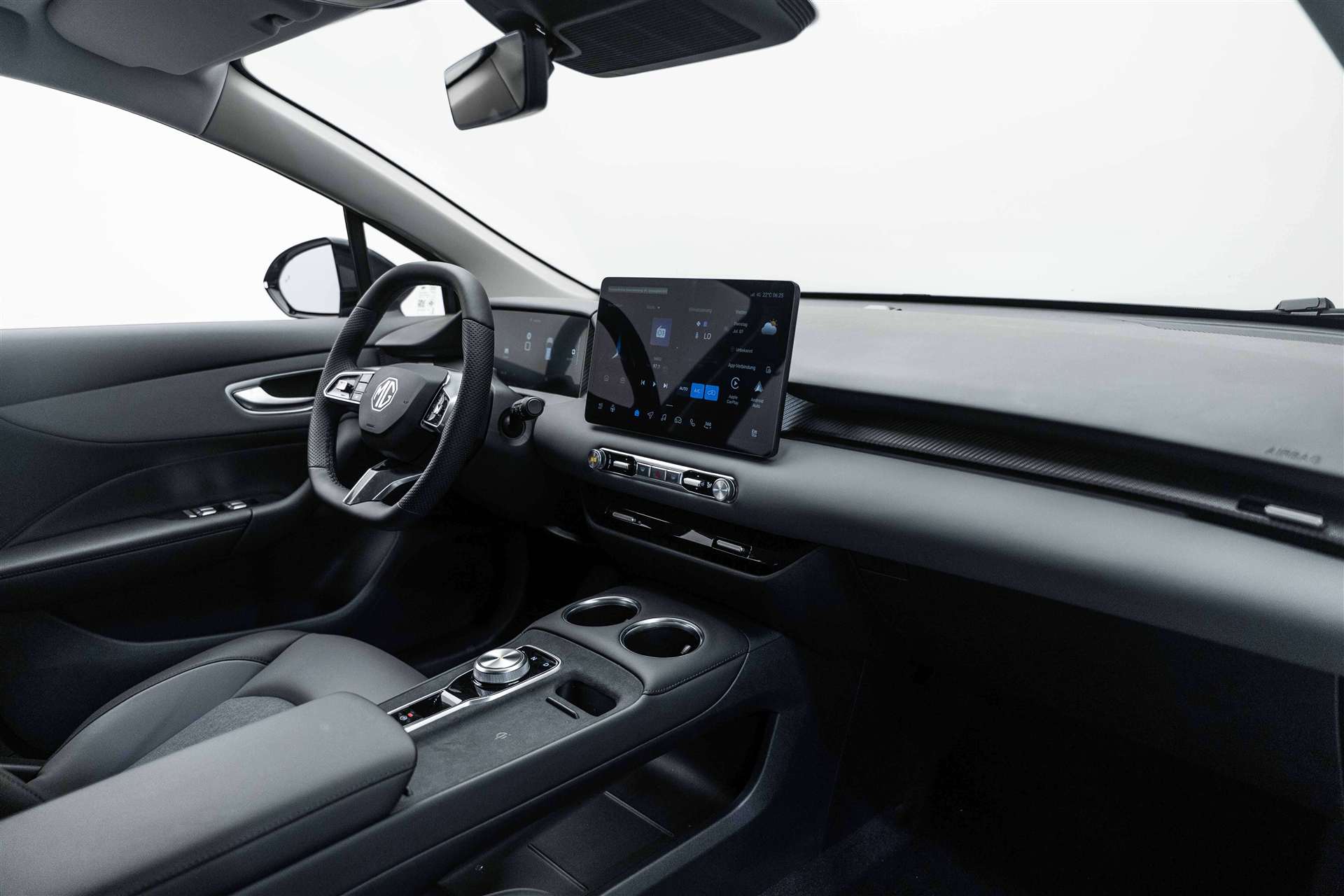 MG 4 EV 64kWh Premium Facelift Automat-image-9
