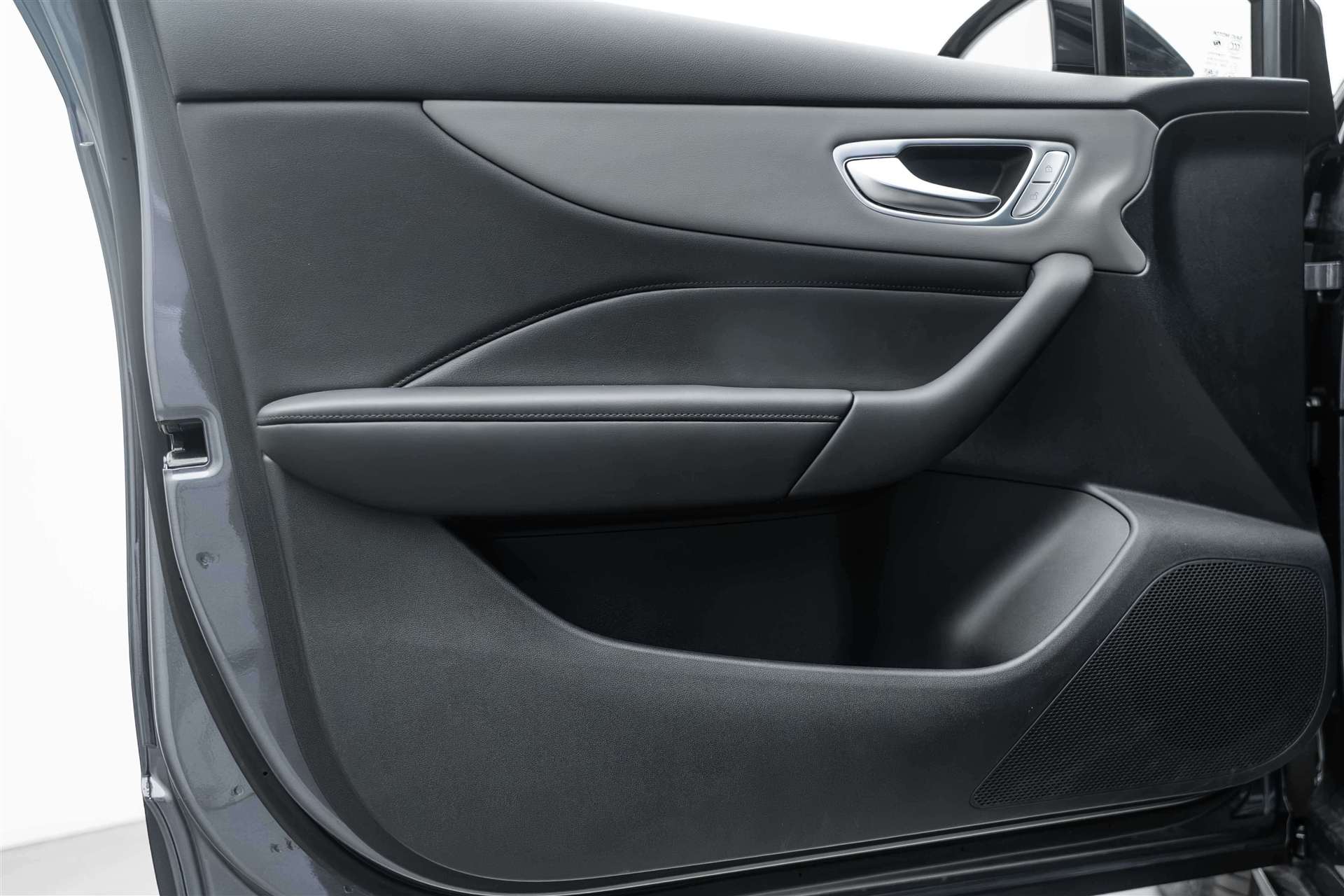 MG 4 EV 64kWh Premium Facelift Automat-image-5