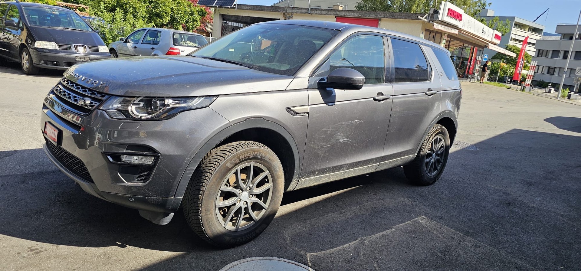 LAND ROVER Discovery Sport 2.0 TD4 HSE AT9-image-1