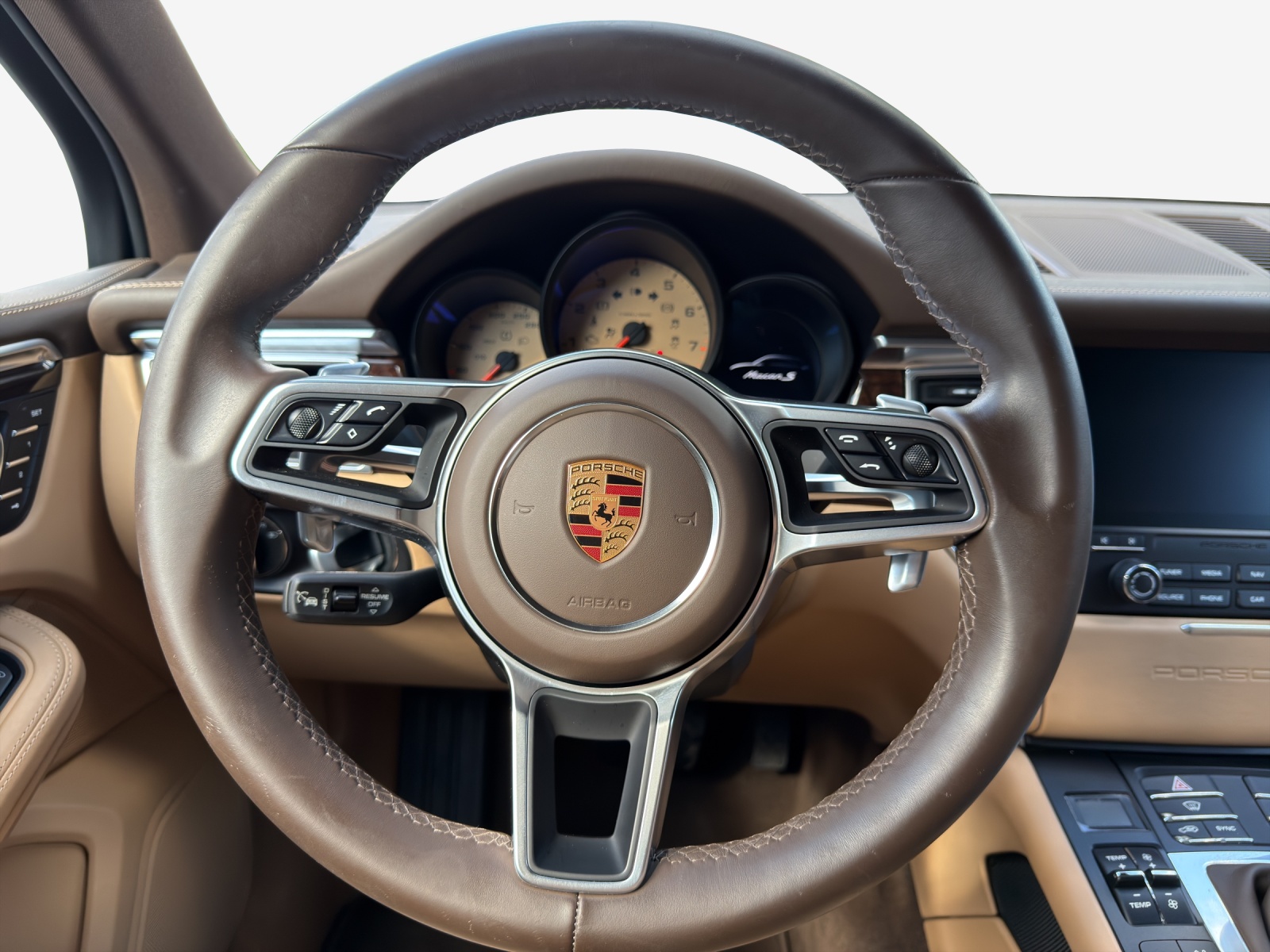 PORSCHE Macan S PDK-image-9