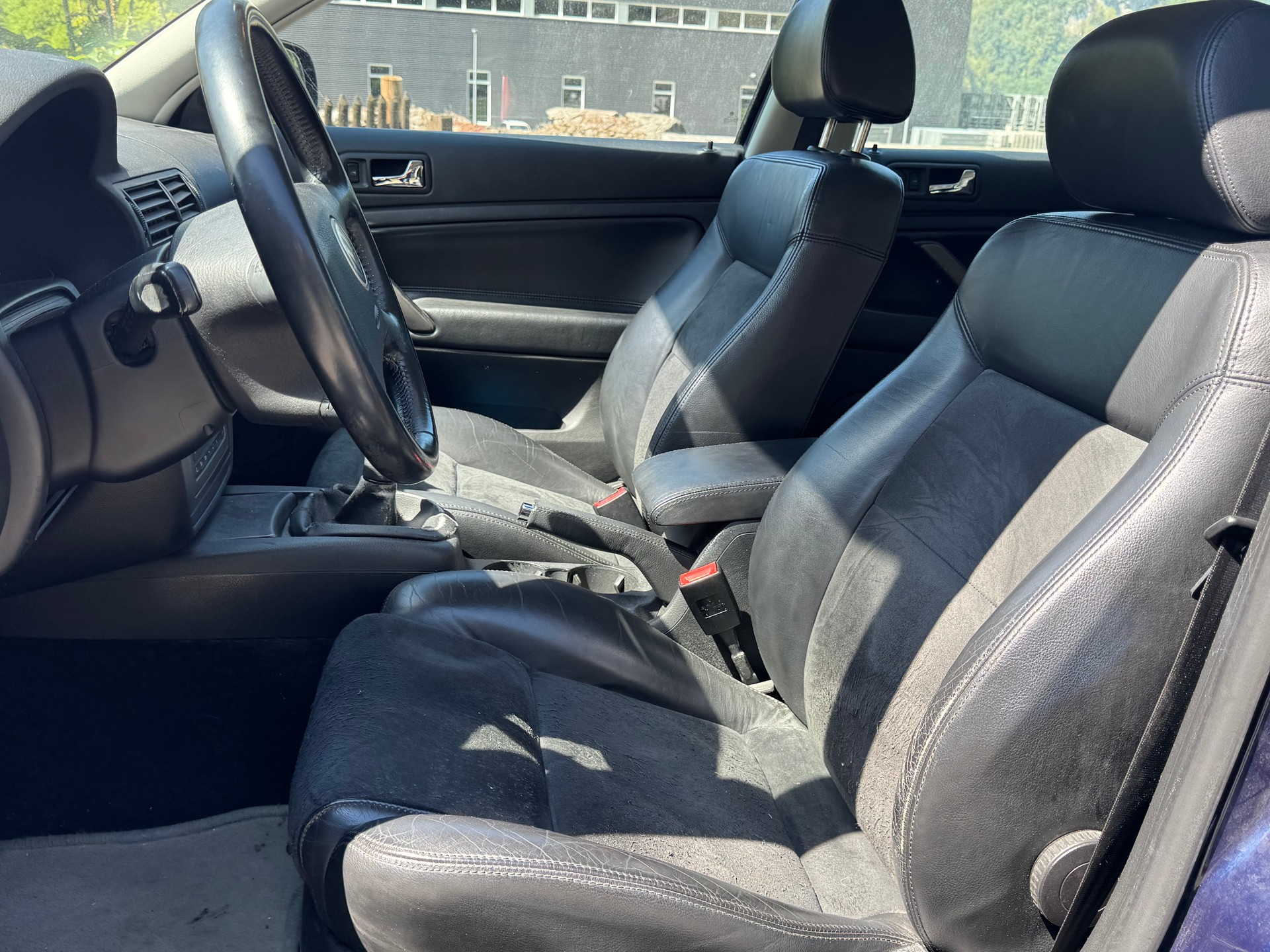 VW Passat Variant 1.8 T Comfortline-image-9