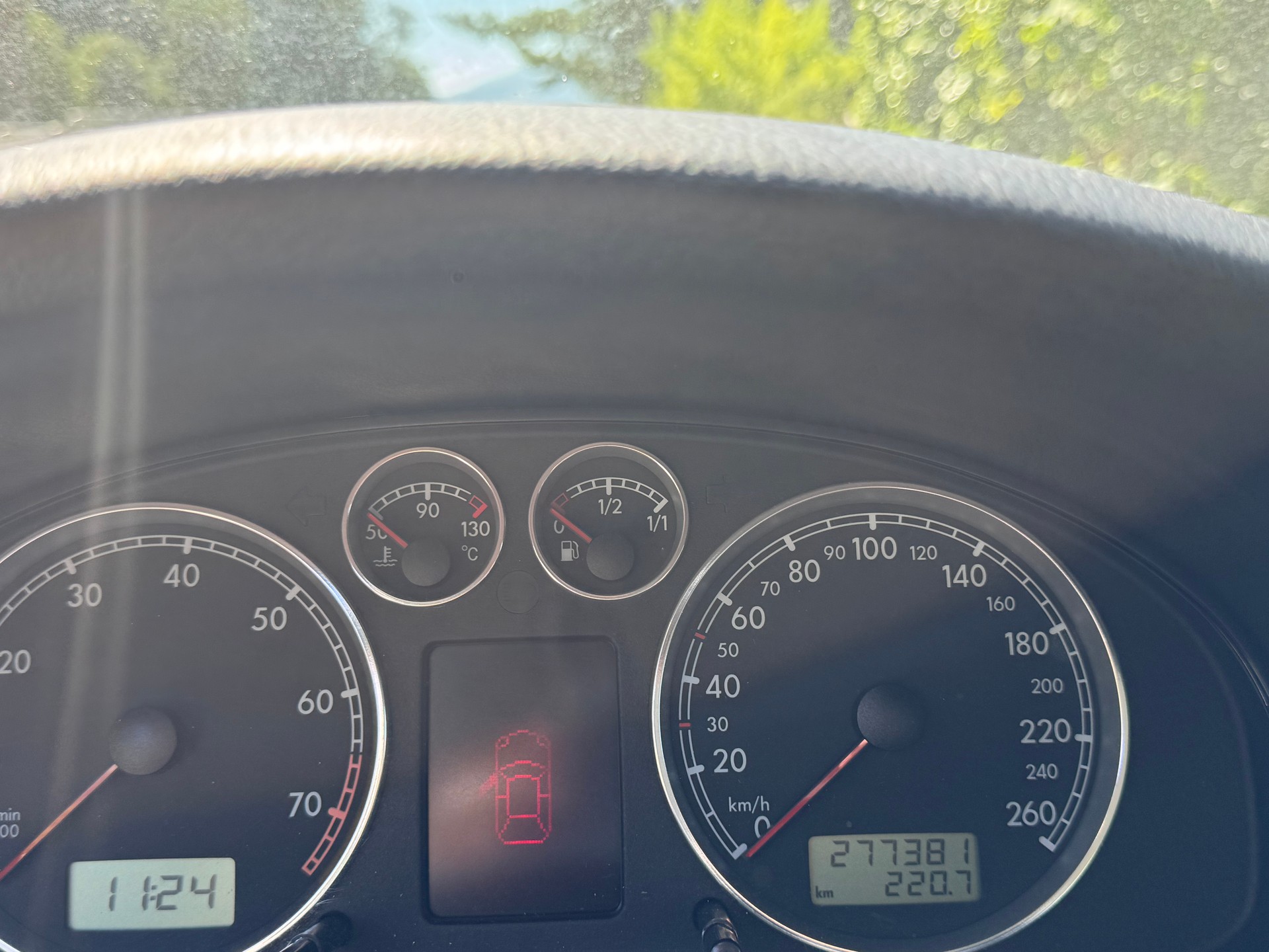 VW Passat Variant 1.8 T Comfortline-image-14