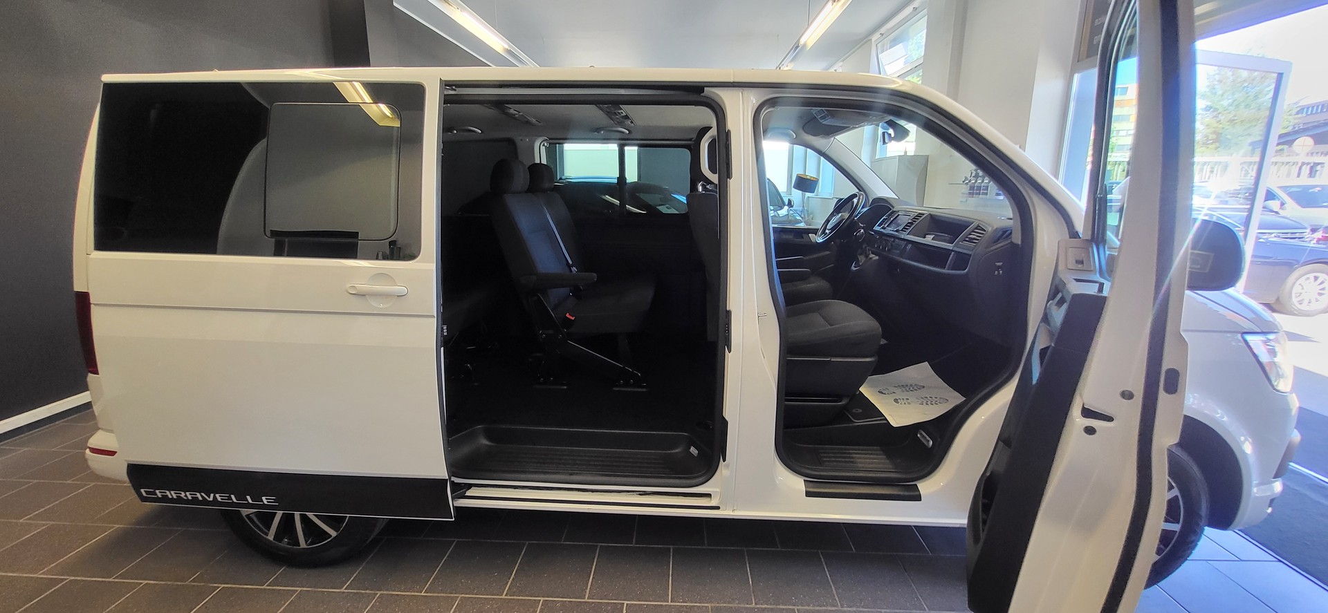 VW T6 2.0 Bi-TDI 4Motion DSG-image-11