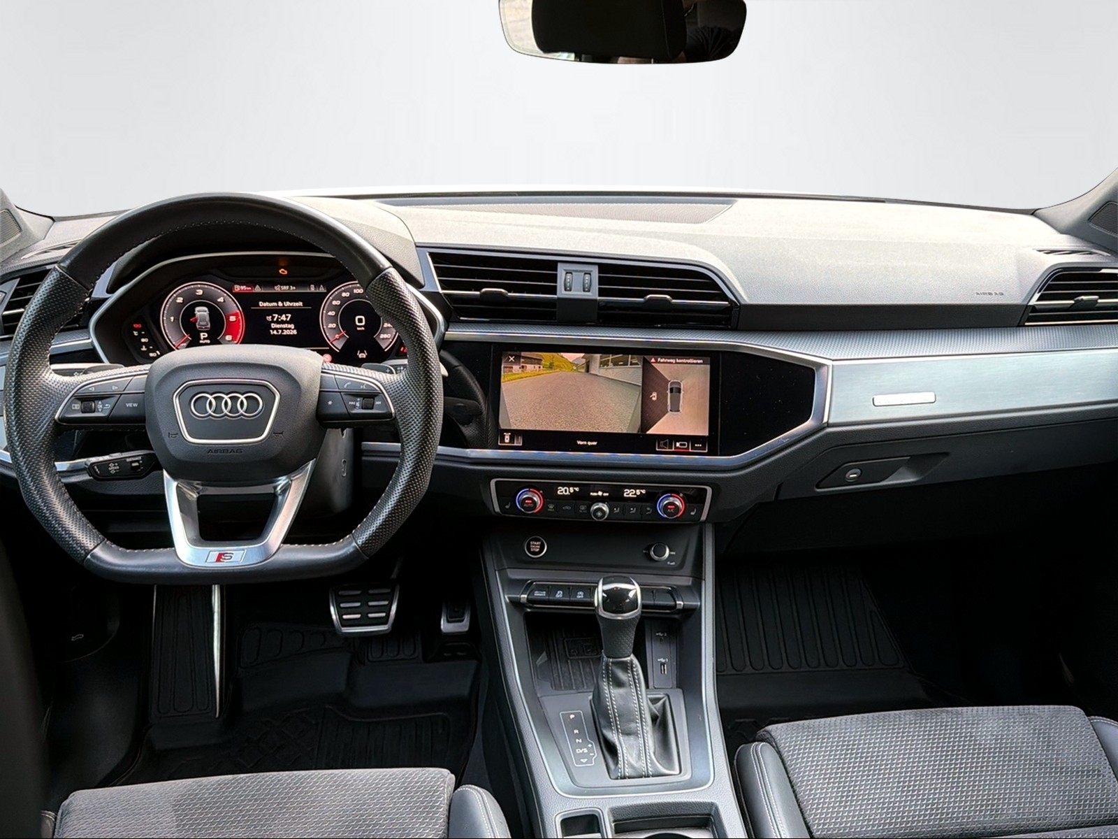AUDI Q3 2.0 40 TDI Advanced quattro S-Tronic-image-10