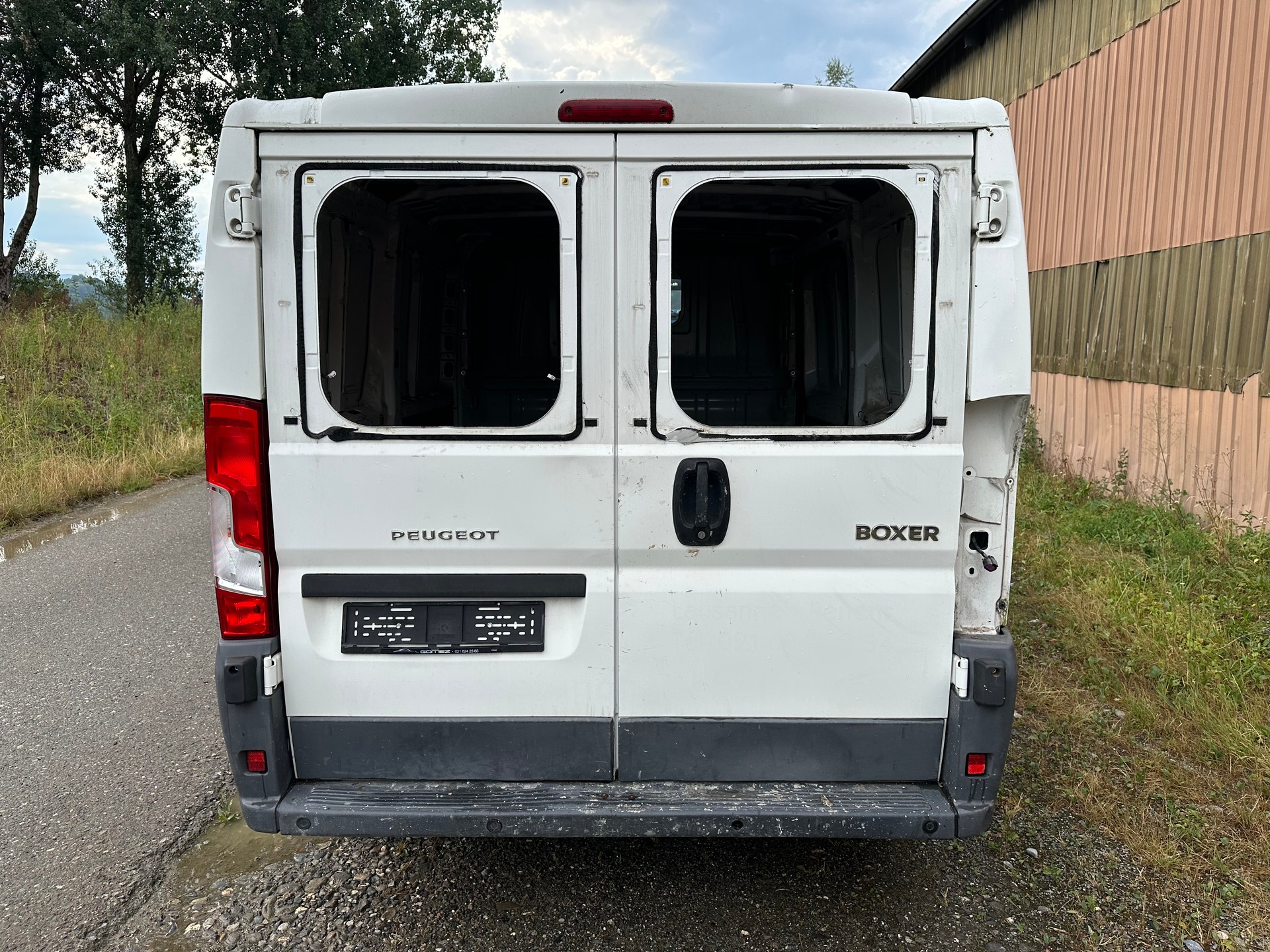 PEUGEOT Boxer 2.0 HDI 330 Active L1H1 FIXPREIS-image-9