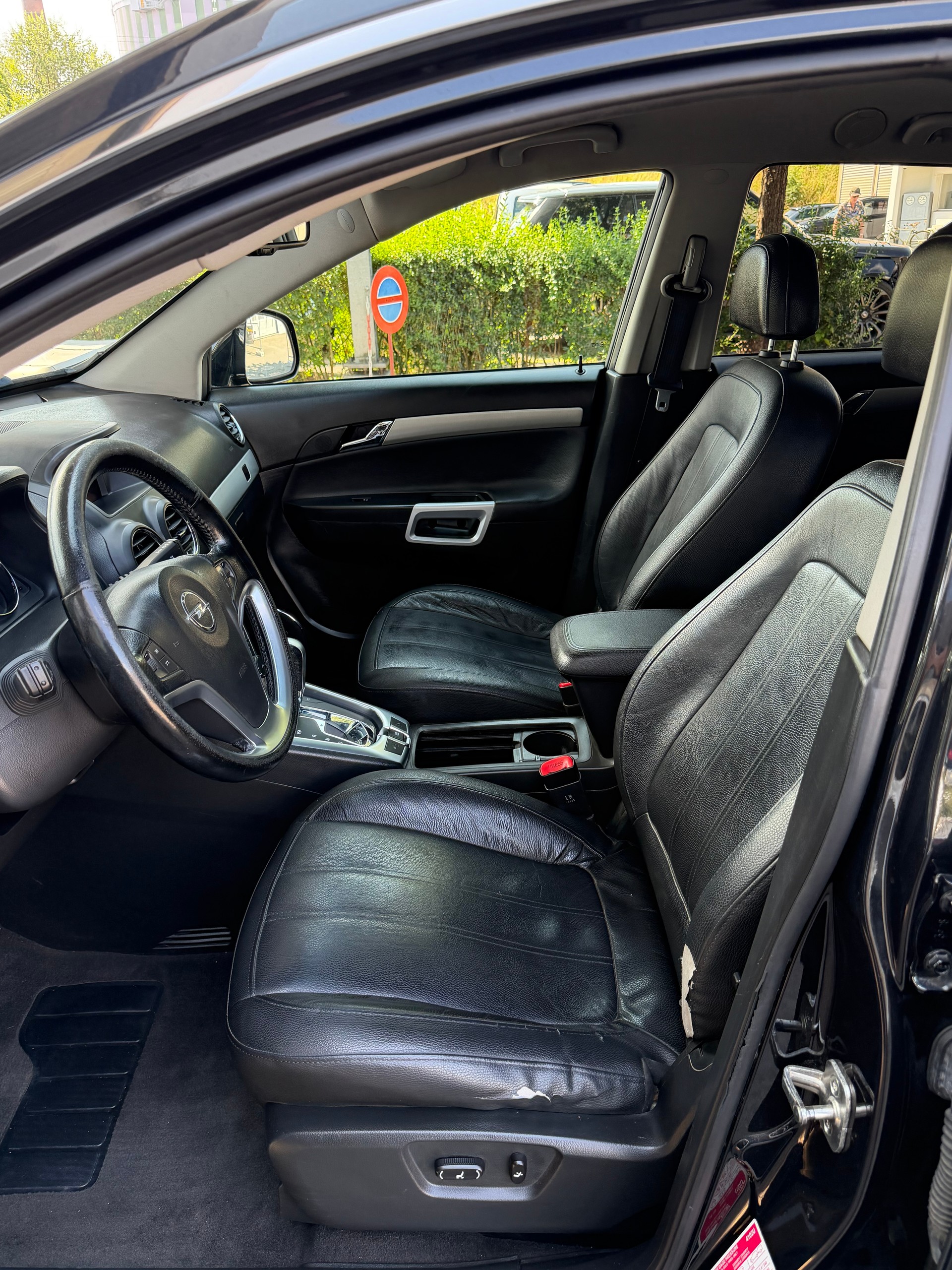 OPEL Antara 2.2 CDTi Cosmo 4WD Automatic-image-8