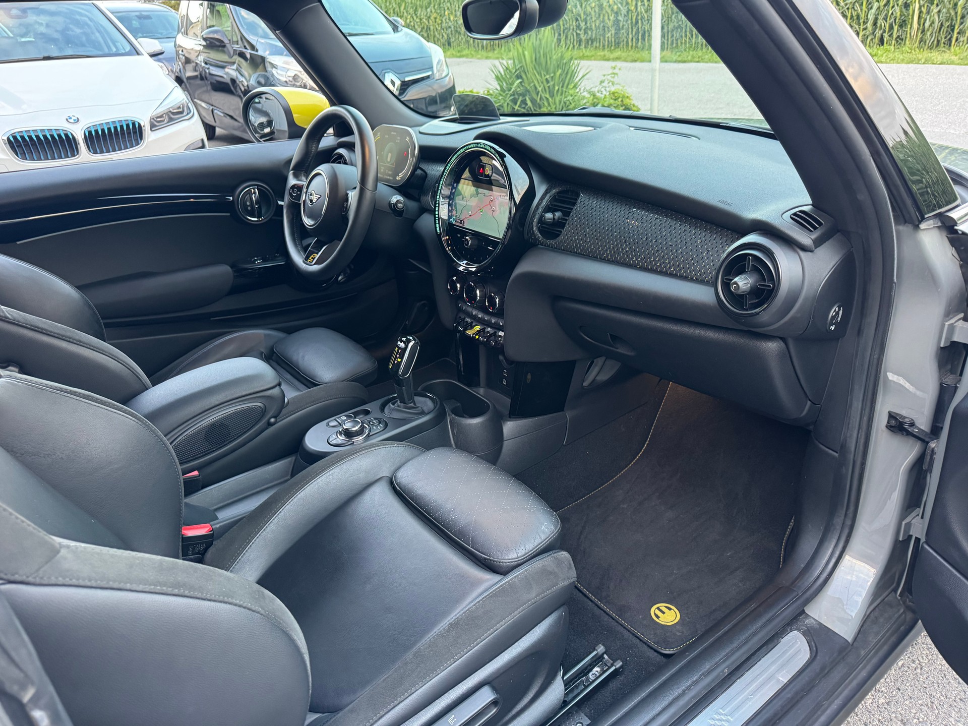 MINI Cooper SE-image-10