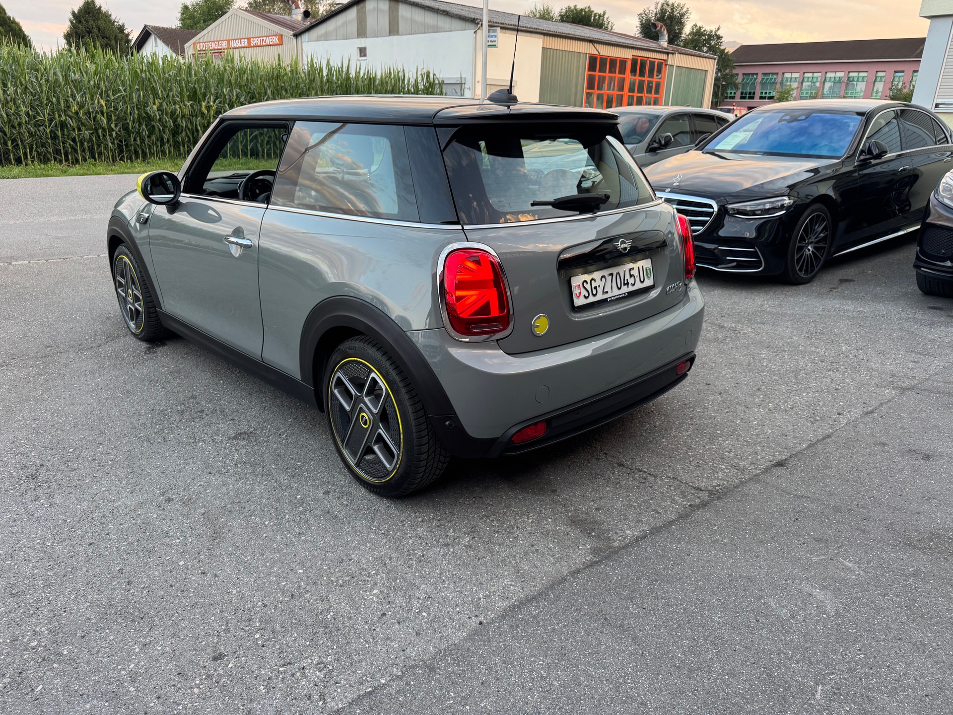 MINI Cooper SE-image-5