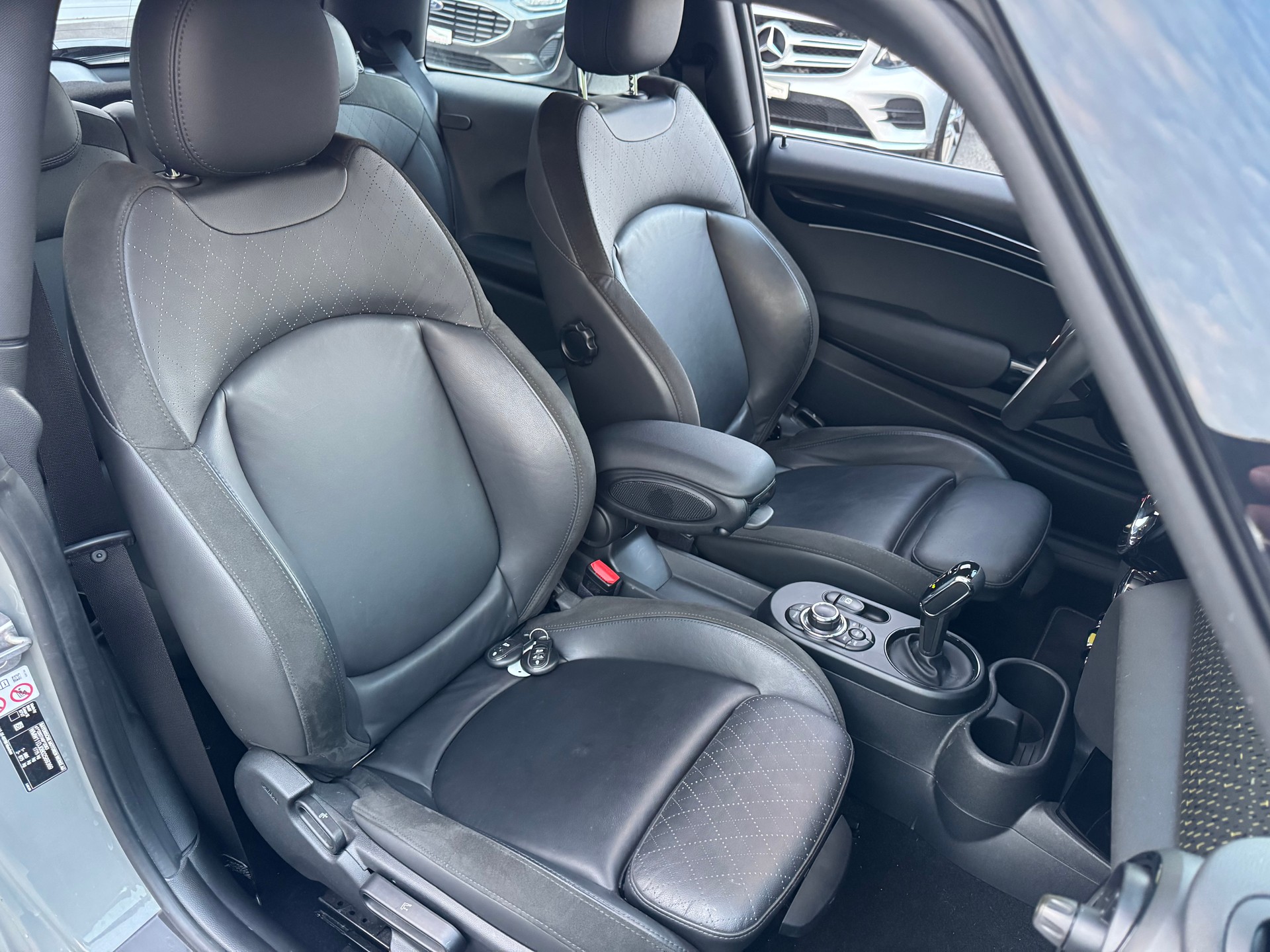 MINI Cooper SE-image-11