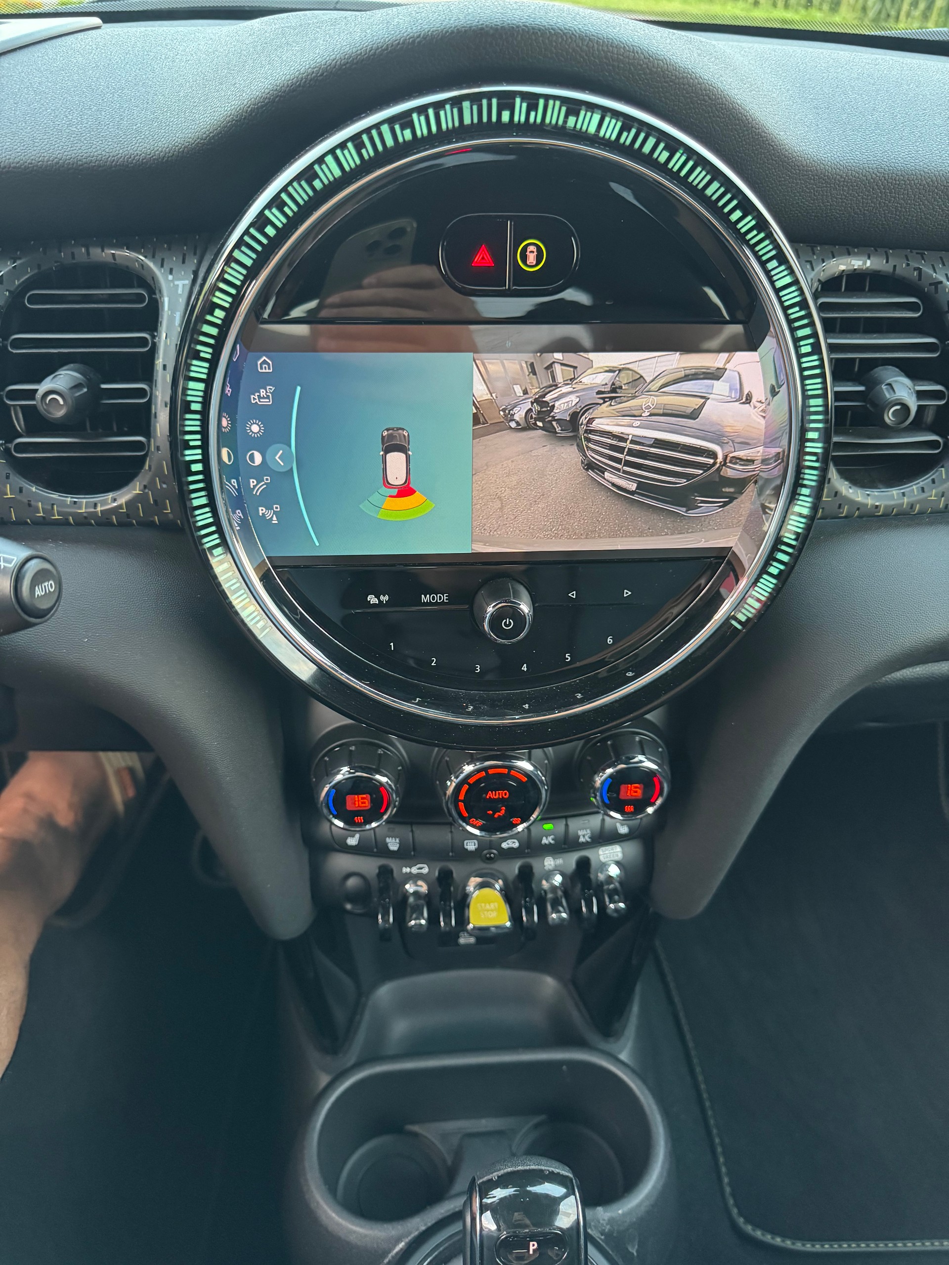 MINI Cooper SE-image-7