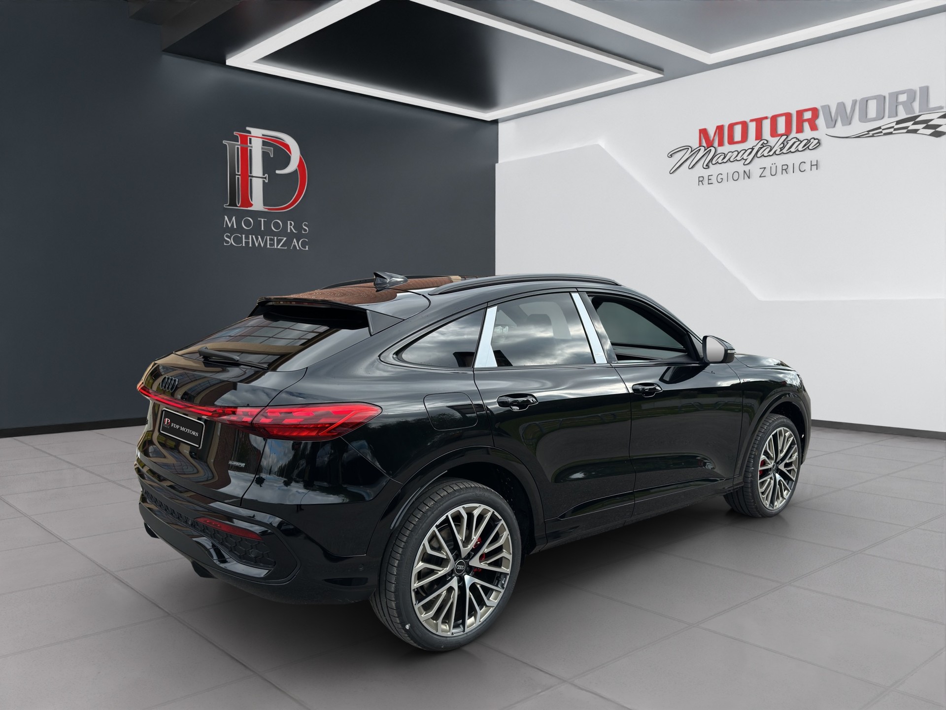AUDI Q5 Sportback TDI quattro 150 kW S-tronic-showroom-element-1