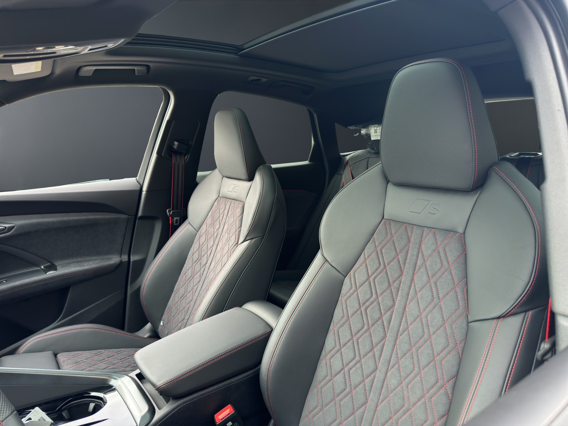 AUDI Q5 Sportback TDI quattro 150 kW S-tronic-image-8