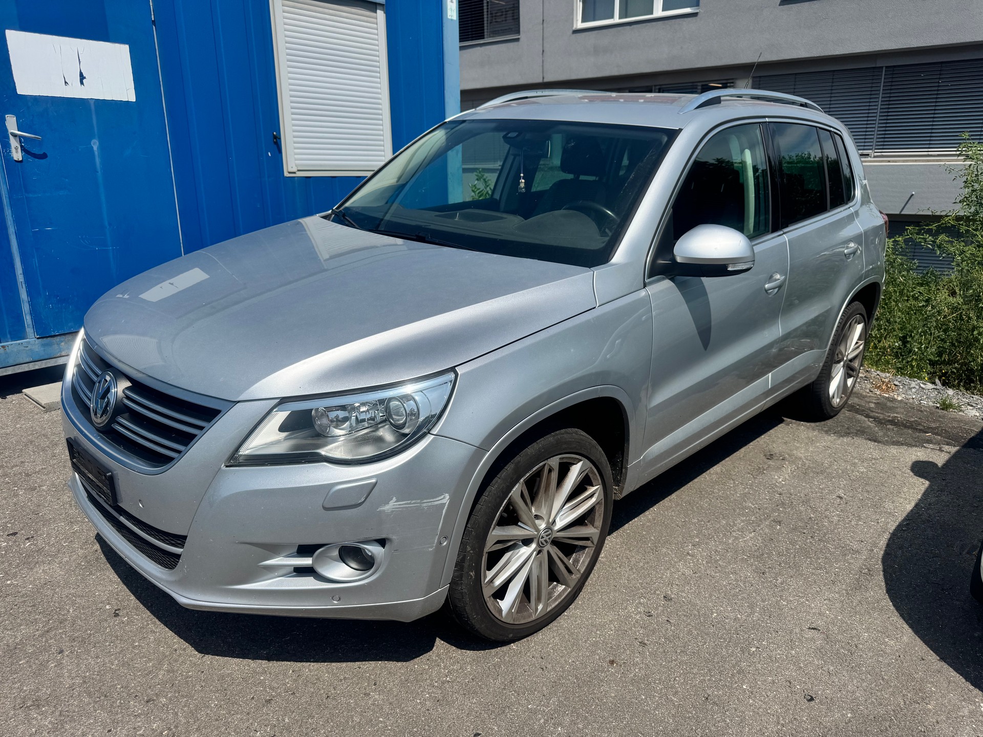VW Tiguan 2.0 TSI Sport&Style DSG-image-2