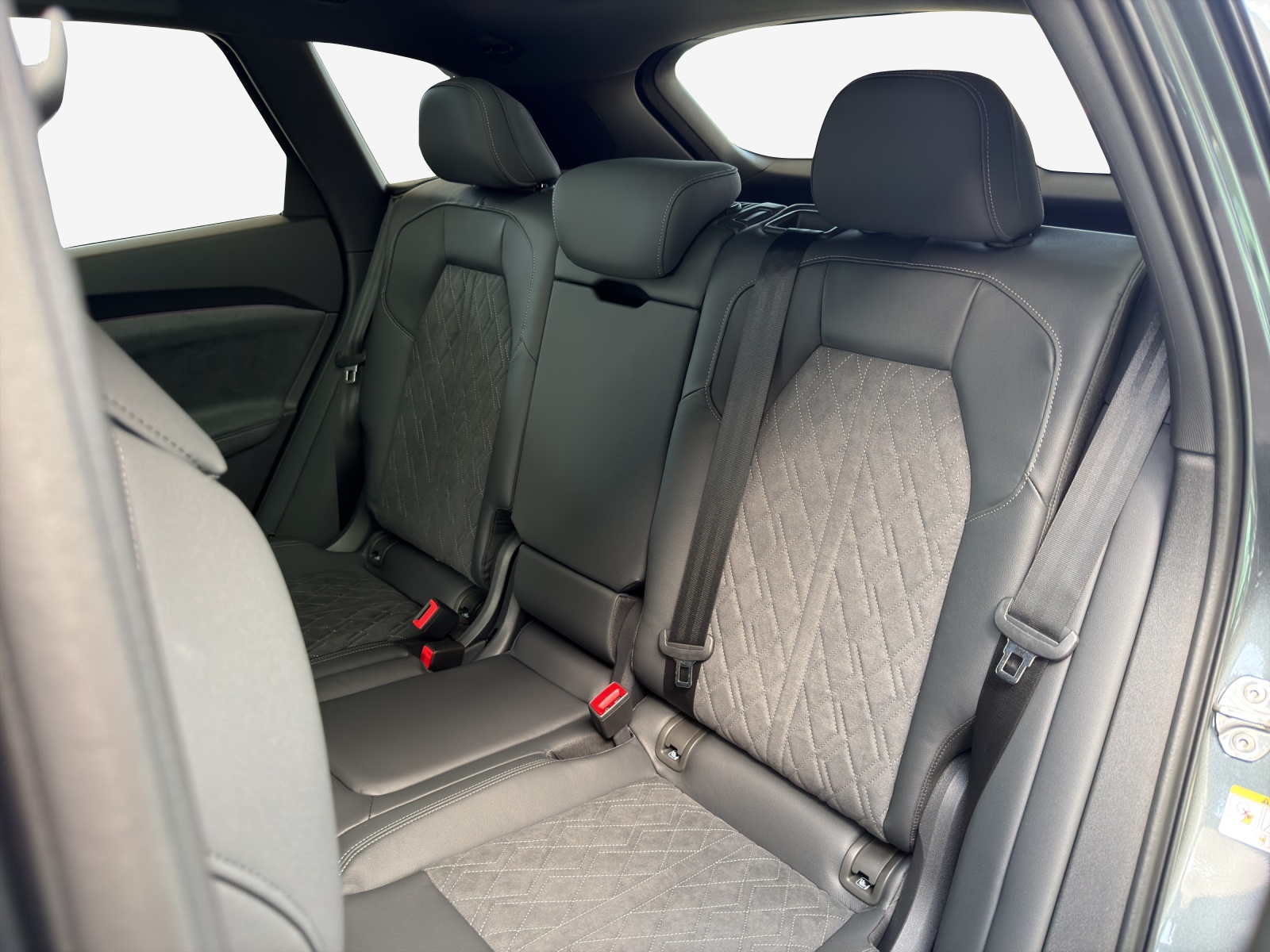 AUDI SQ5 TFSI quattro S-tronic-image-11