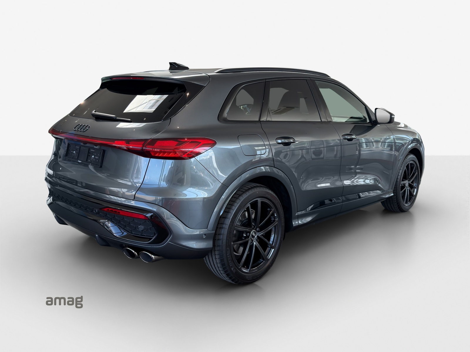 AUDI SQ5 TFSI quattro S-tronic-image-4