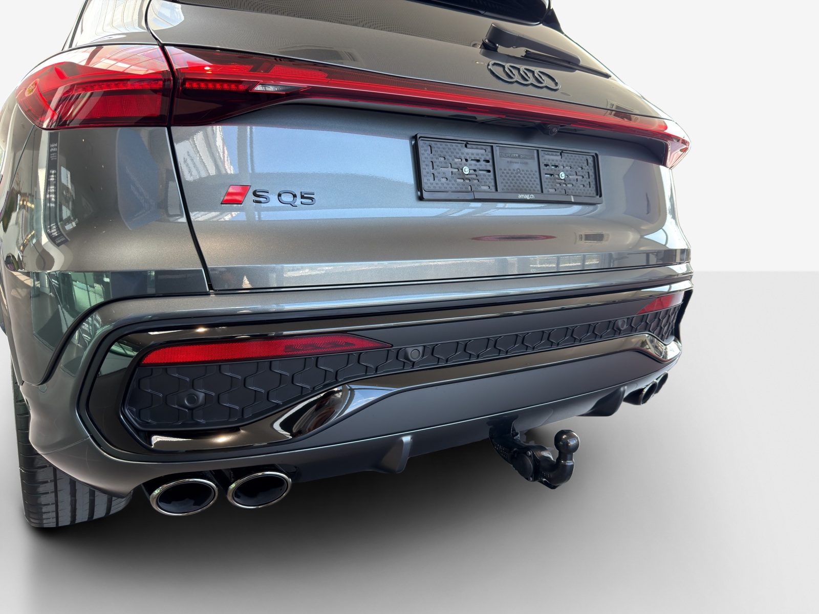 AUDI SQ5 TFSI quattro S-tronic-image-13