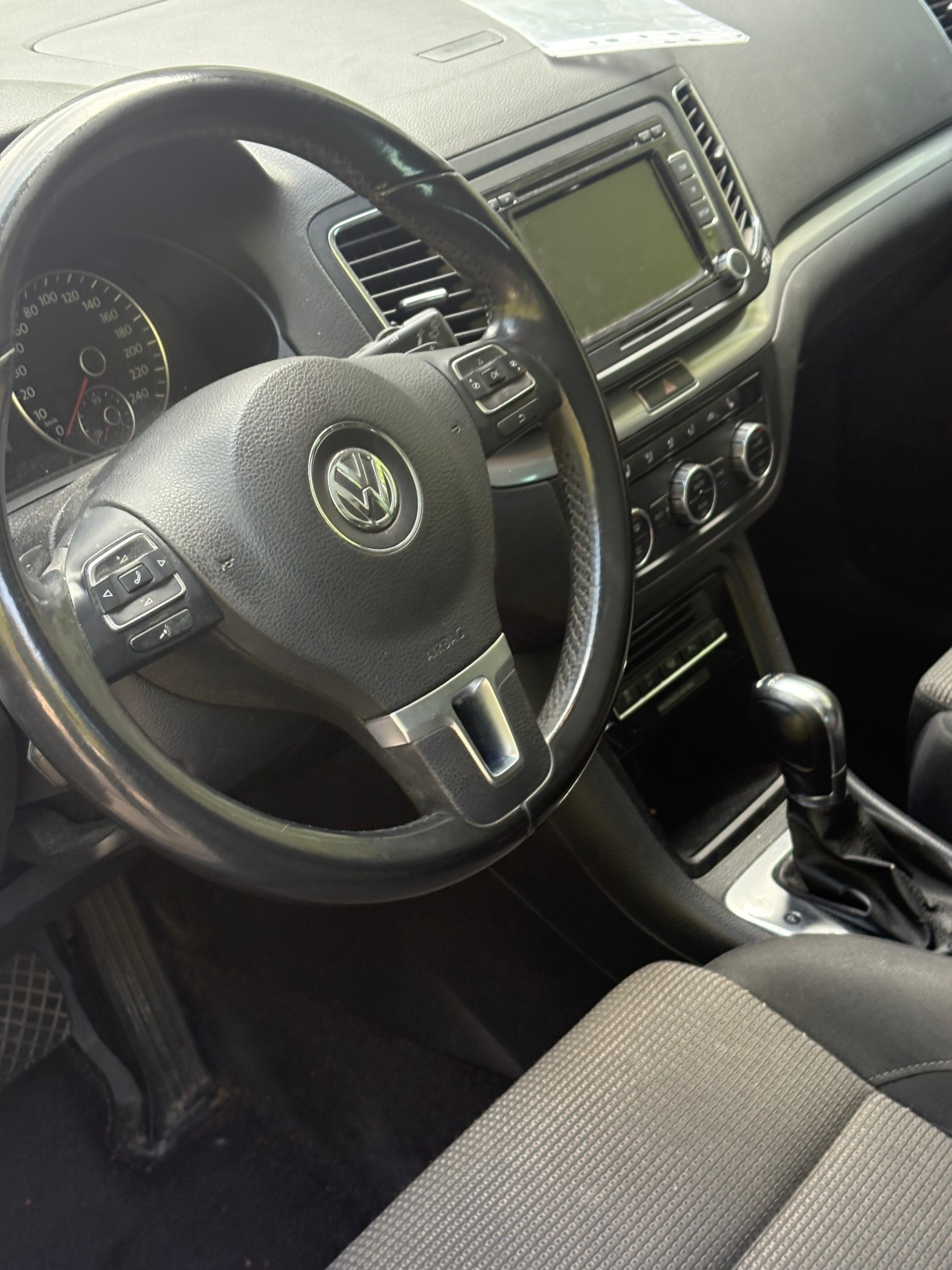VW Sharan 2.0 TDI BMT Comfortline DSG-image-5