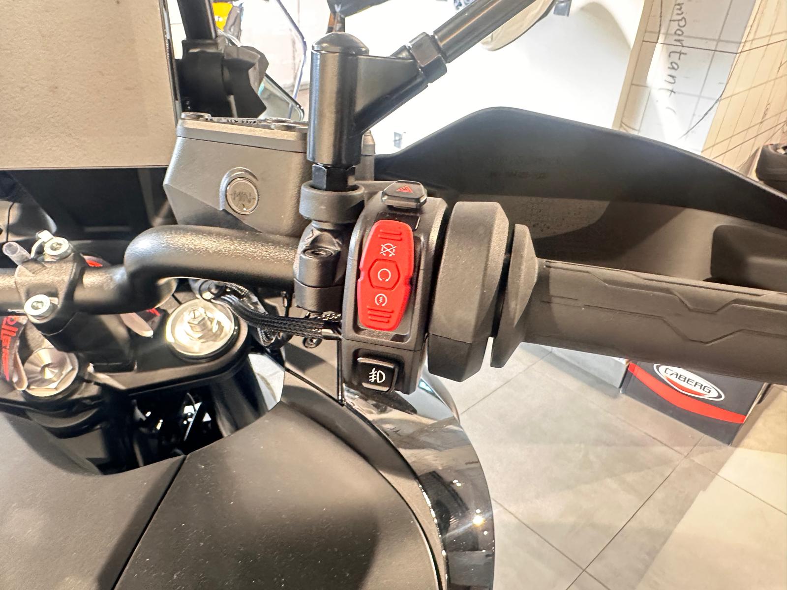 CF MOTO 800 MT Explore | Neu | Ab Lager verfügbar | Kofferset | Garantie-image-10