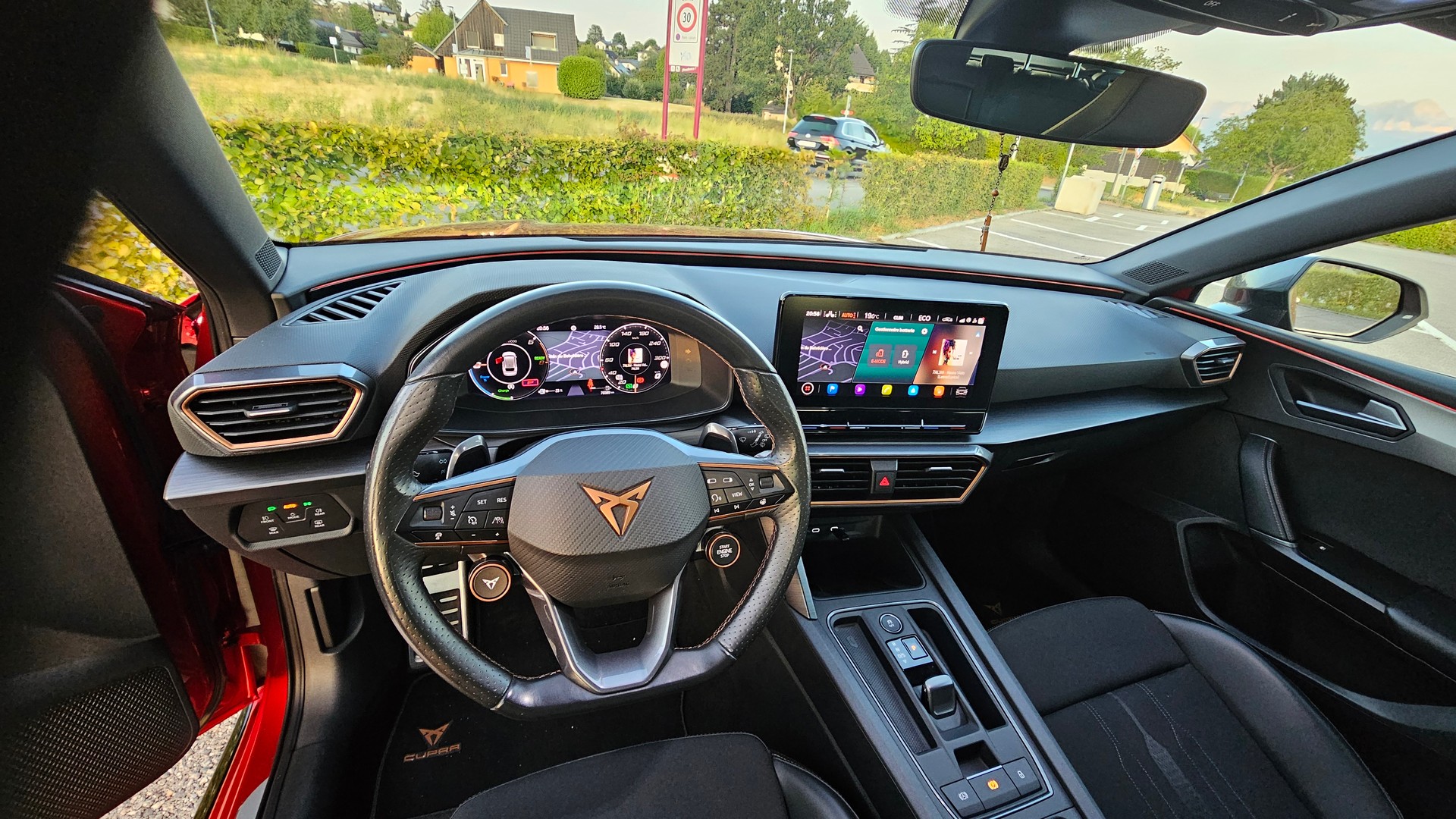 CUPRA 1.4 eHybrid DSG-image-3