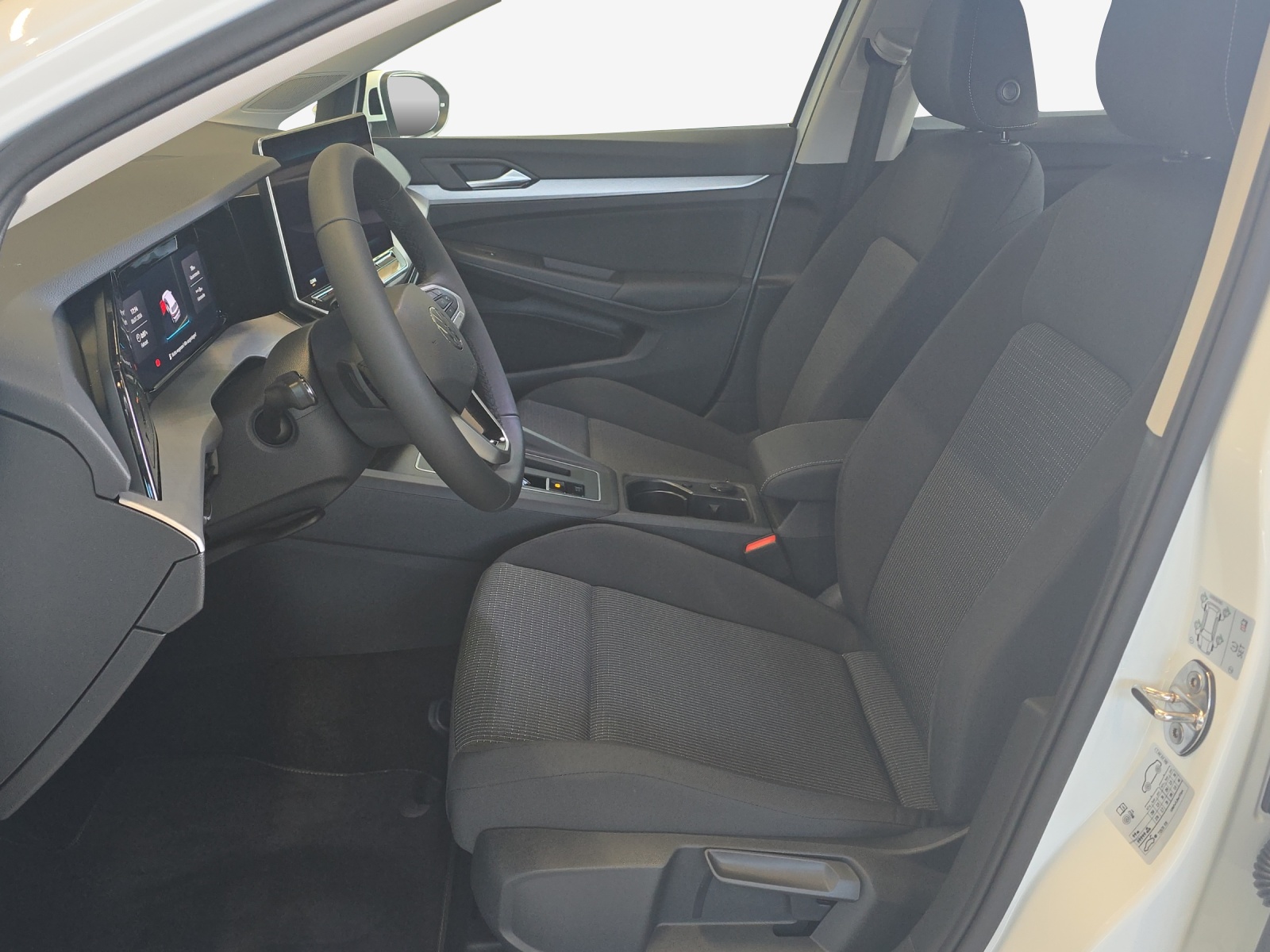 VW Golf 1.5 e TSI mHEV Value DSG-image-7
