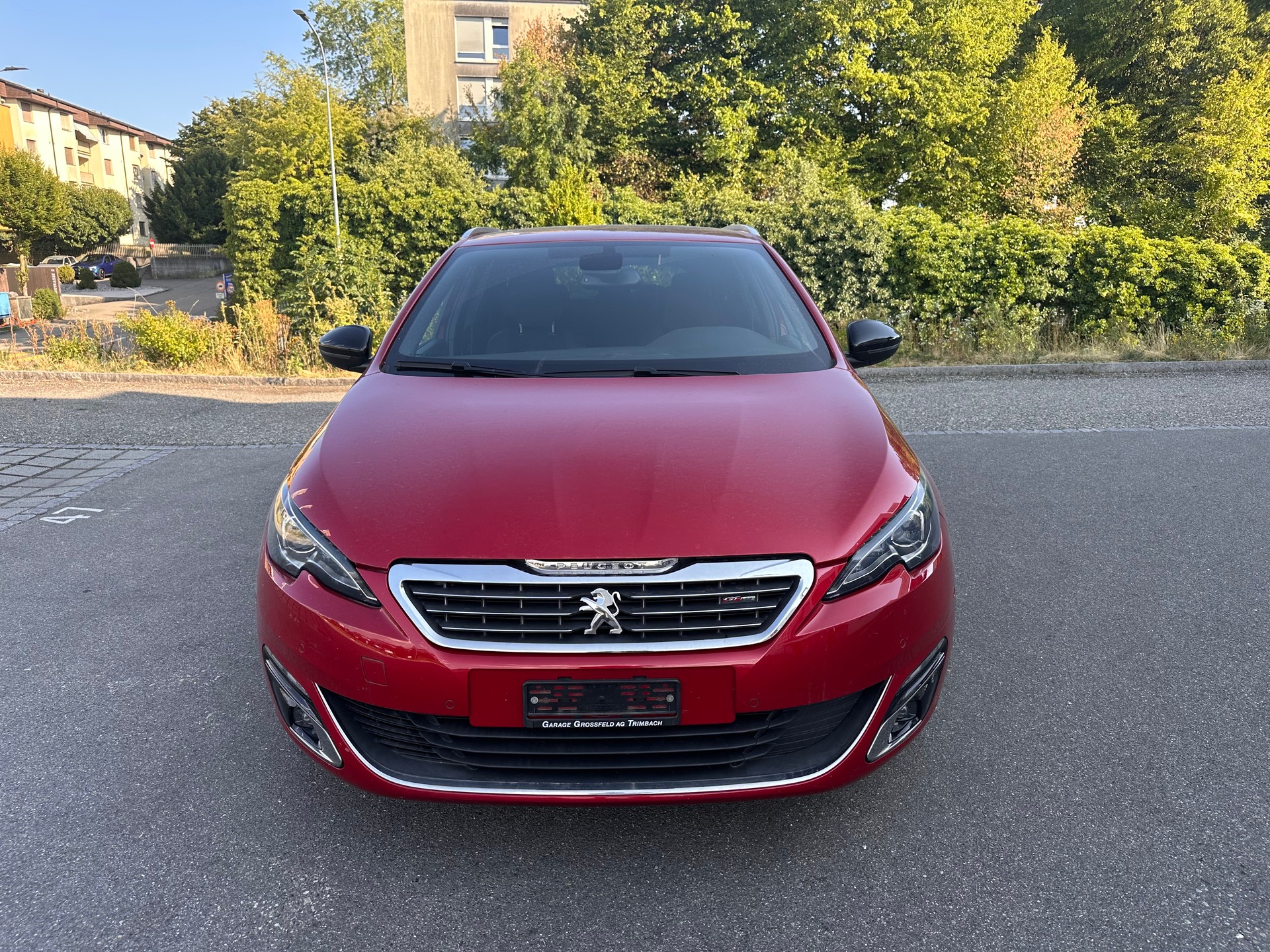 PEUGEOT 308 SW 1.2 THP GT Line Automatic-image-1