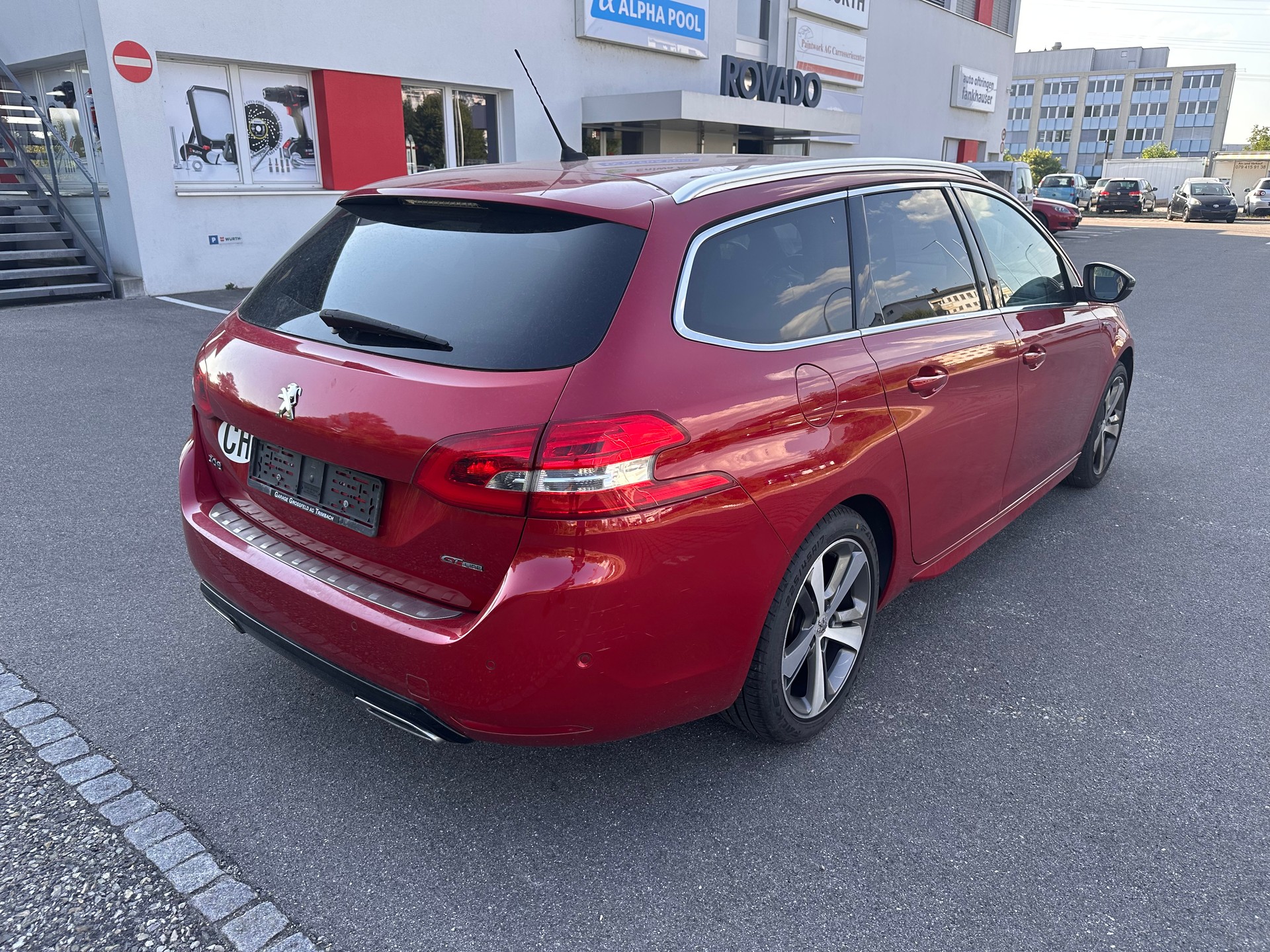 PEUGEOT 308 SW 1.2 THP GT Line Automatic-image-3