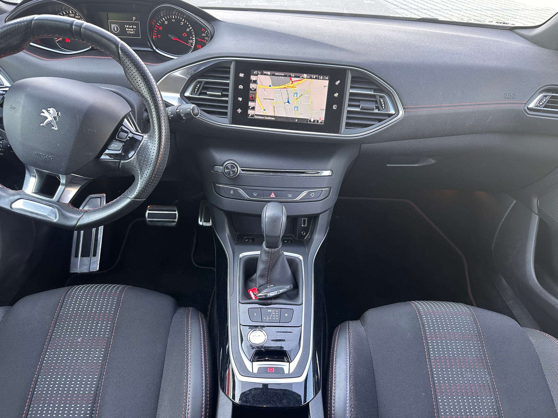 PEUGEOT 308 SW 1.2 THP GT Line Automatic-image-11