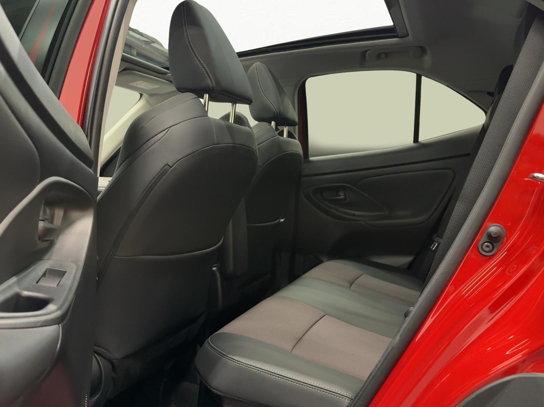 TOYOTA Yaris Cross 1.5 VVT-i HSD Premium-image-11