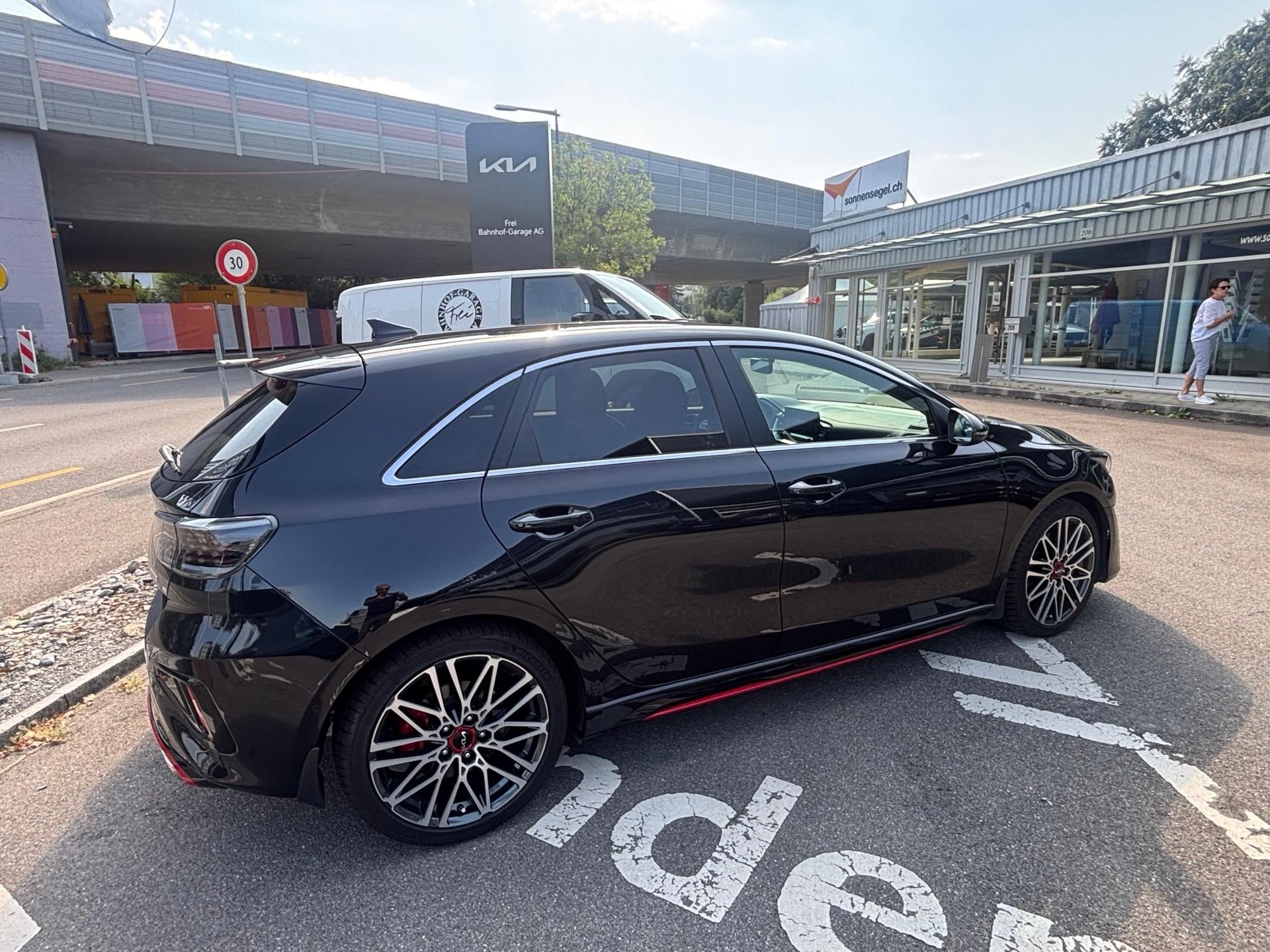 KIA Ceed 1.6 T-GDi GT-image-4