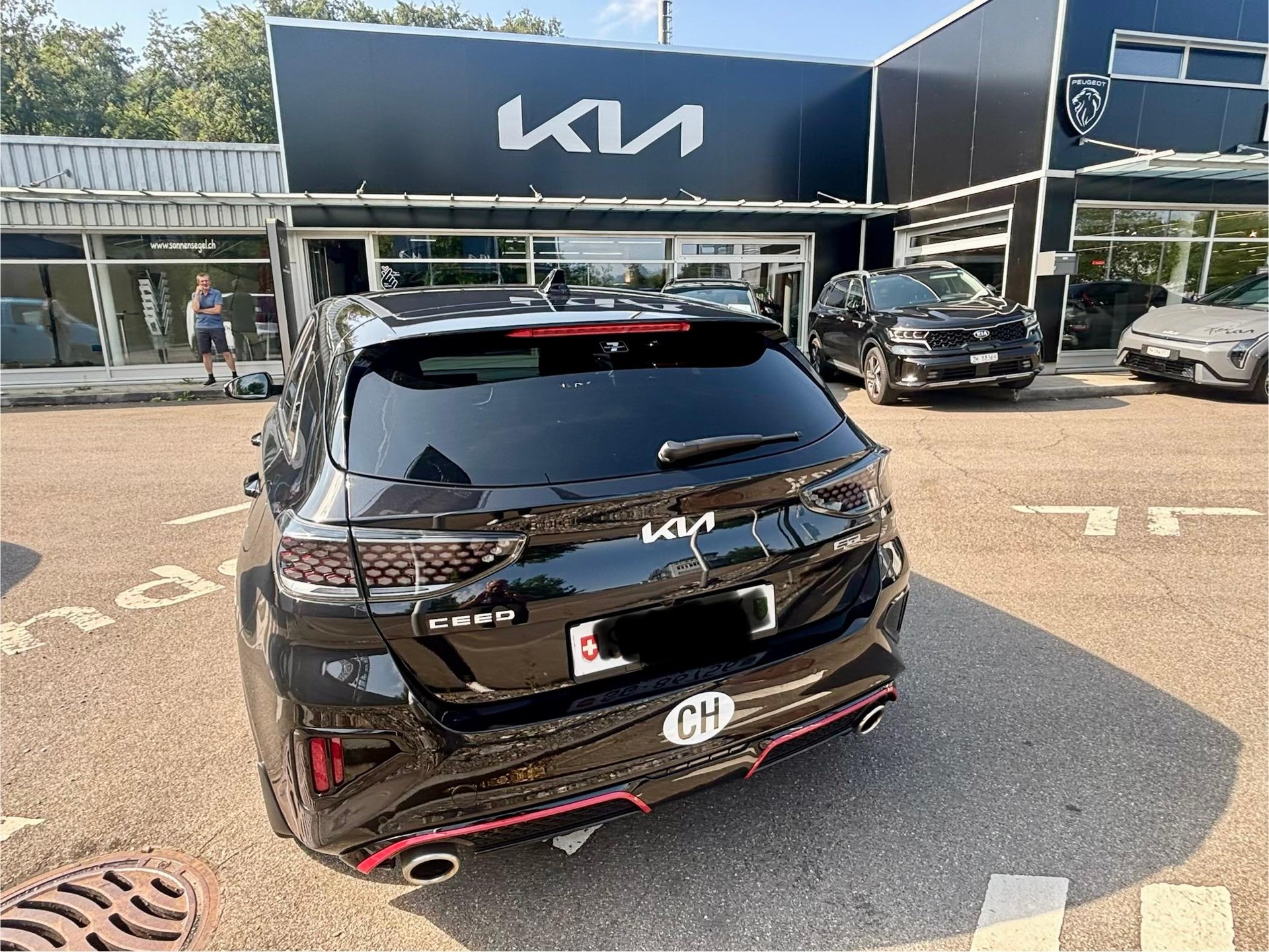 KIA Ceed 1.6 T-GDi GT-image-6