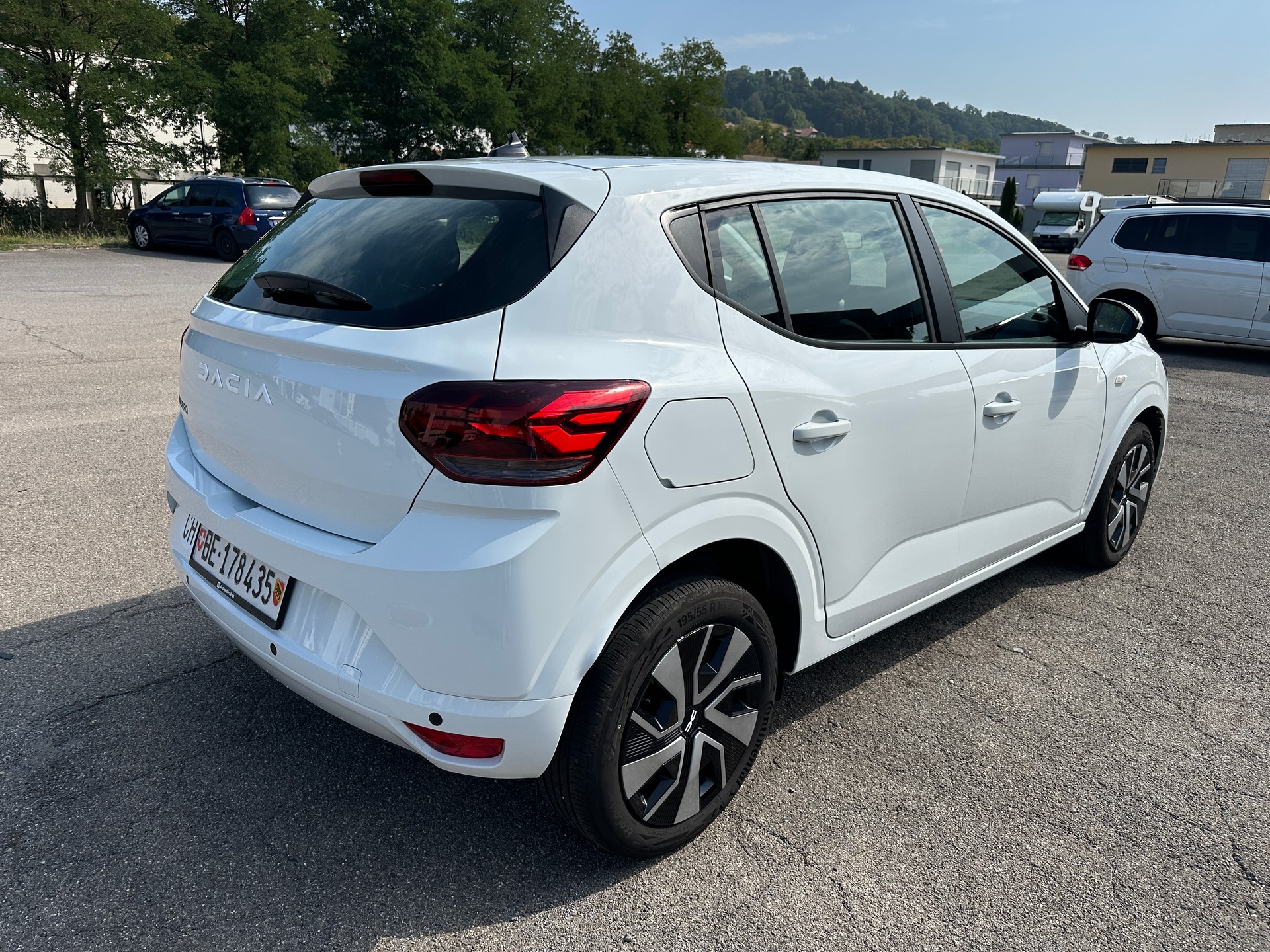 DACIA 1.0 TCe Expression-image-4