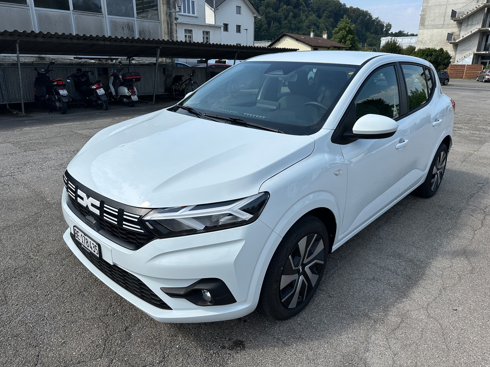 DACIA 1.0 TCe Expression-image-0