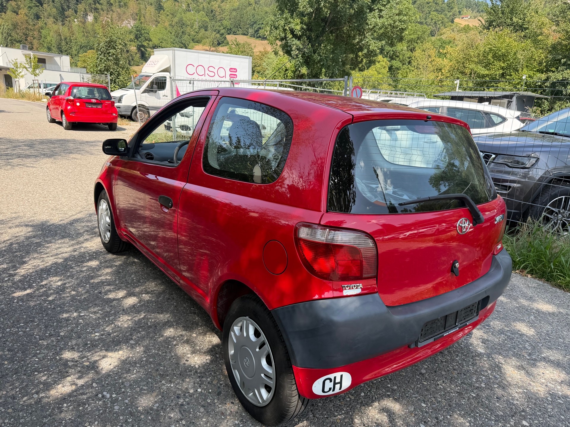 TOYOTA Yaris 1.0-image-5