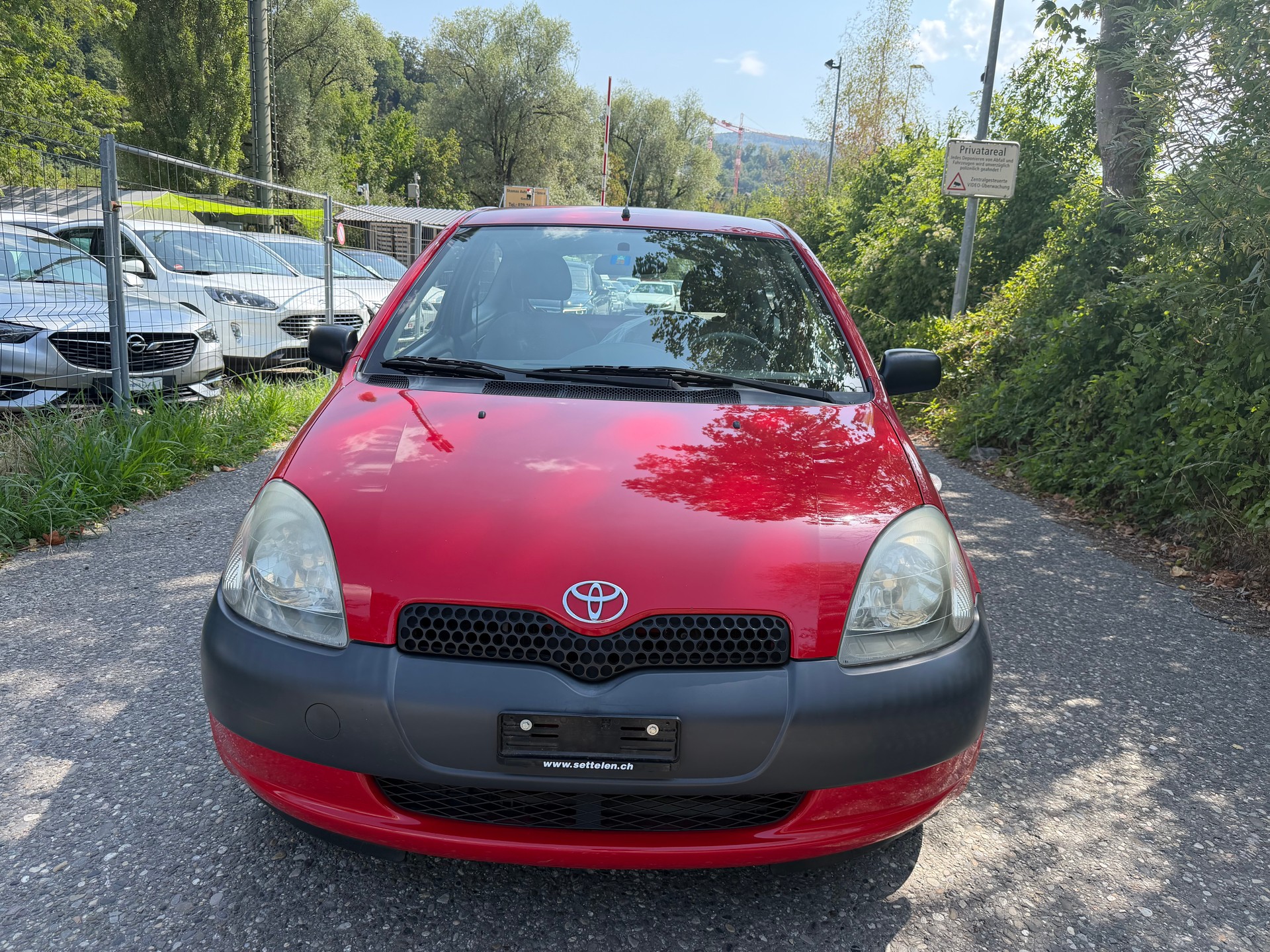 TOYOTA Yaris 1.0-image-1