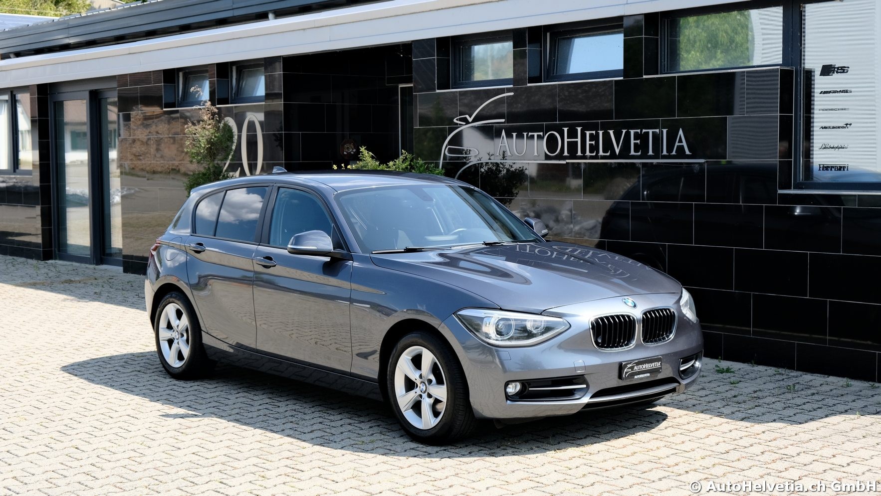 BMW 120d Sport Line Steptronic-image-17