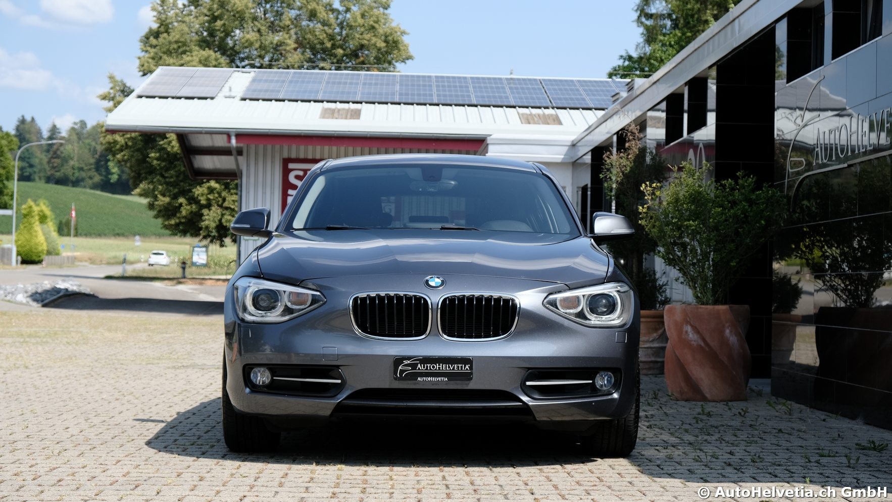 BMW 120d Sport Line Steptronic-image-2