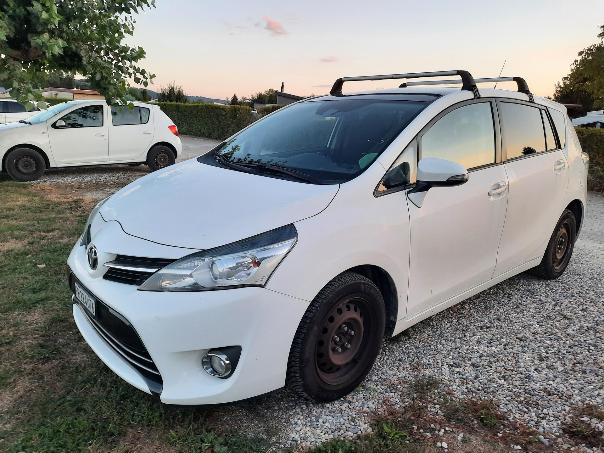 TOYOTA 1.8 VVT-i Trend MiD 7P-image-0