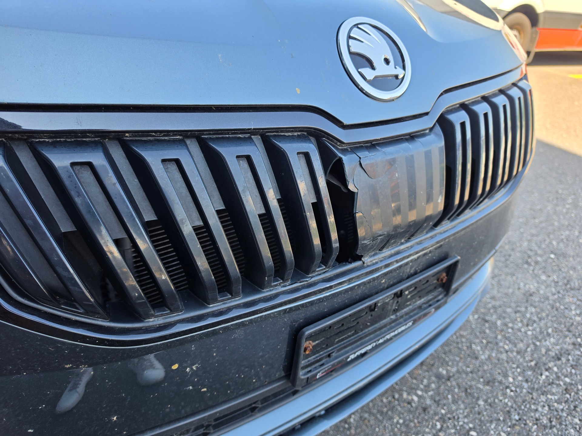 SKODA Karoq 2.0 TSI SportLine 4x4 DSG-image-6