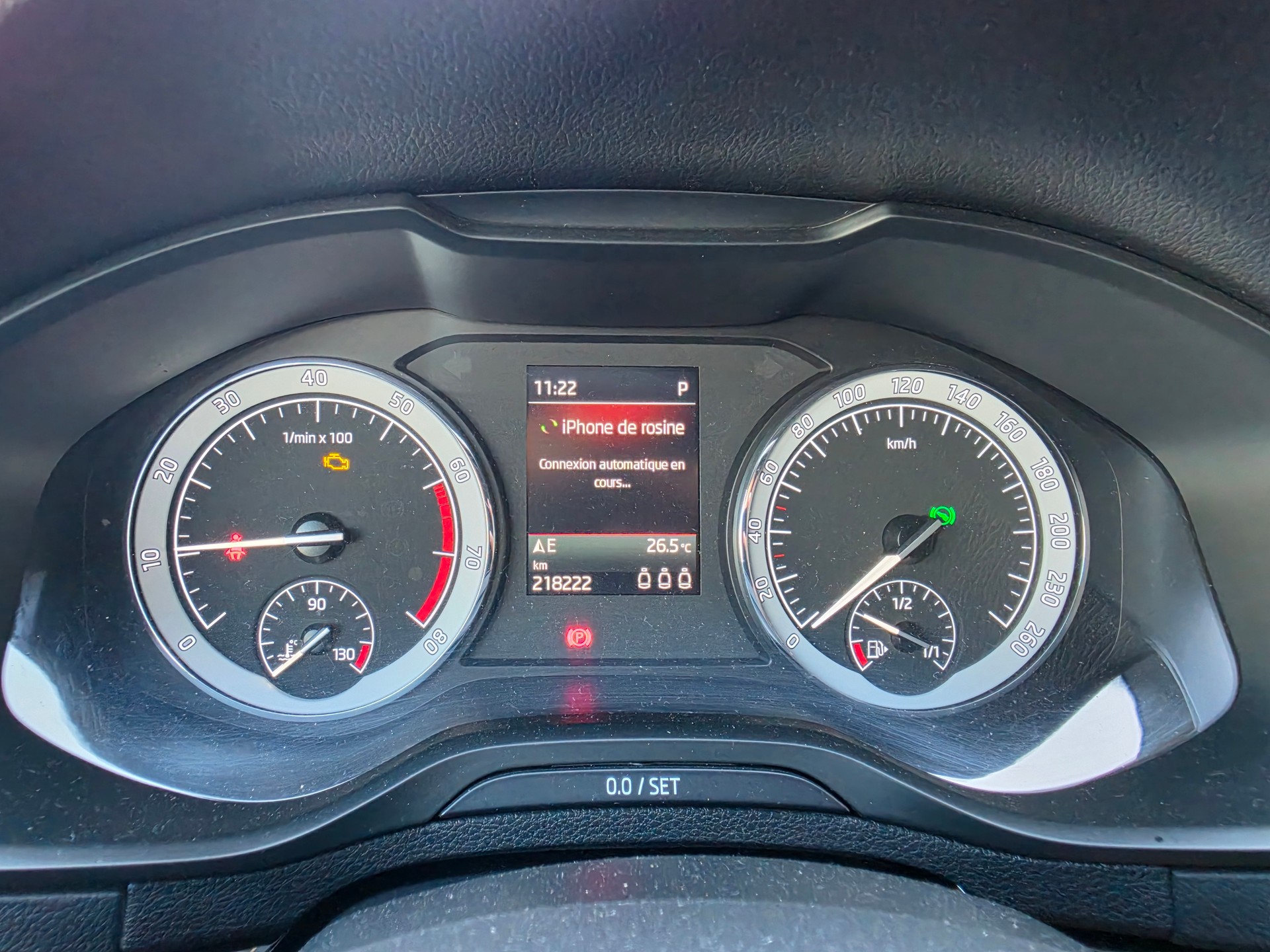 SKODA Karoq 2.0 TSI SportLine 4x4 DSG-image-9