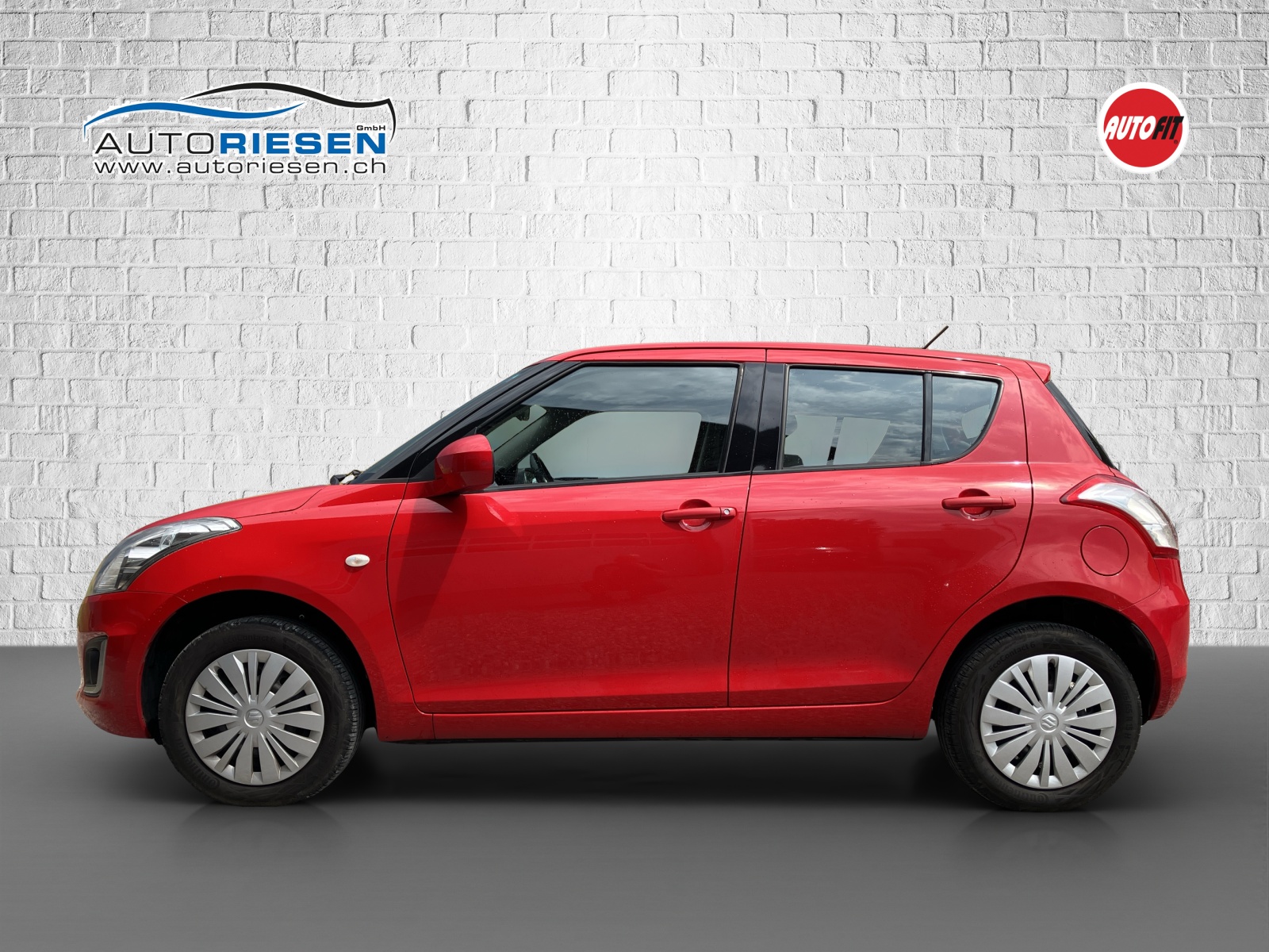 SUZUKI SWIFT-image-2