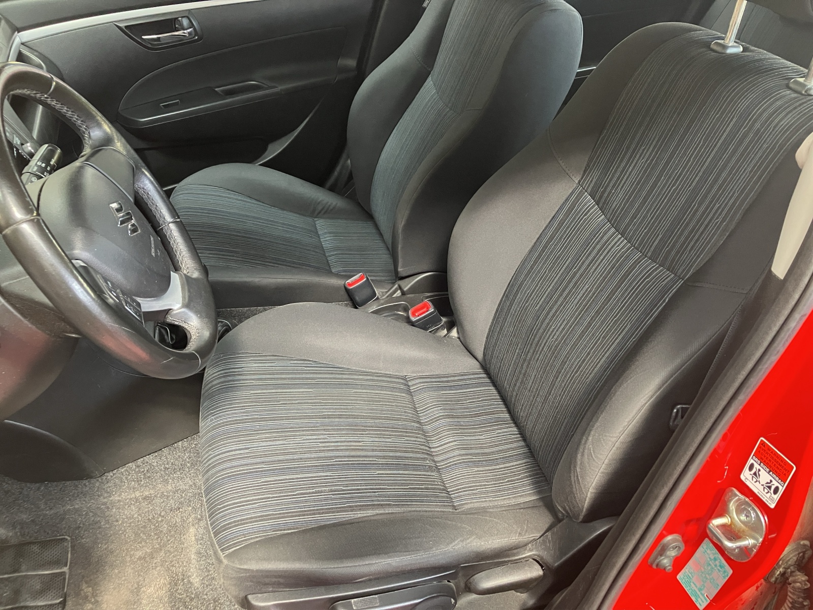 SUZUKI SWIFT-image-10