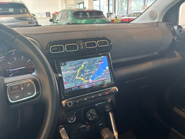 CITROEN C3 Aircross 1.2i PureTech Shine Pack EAT6-image-9