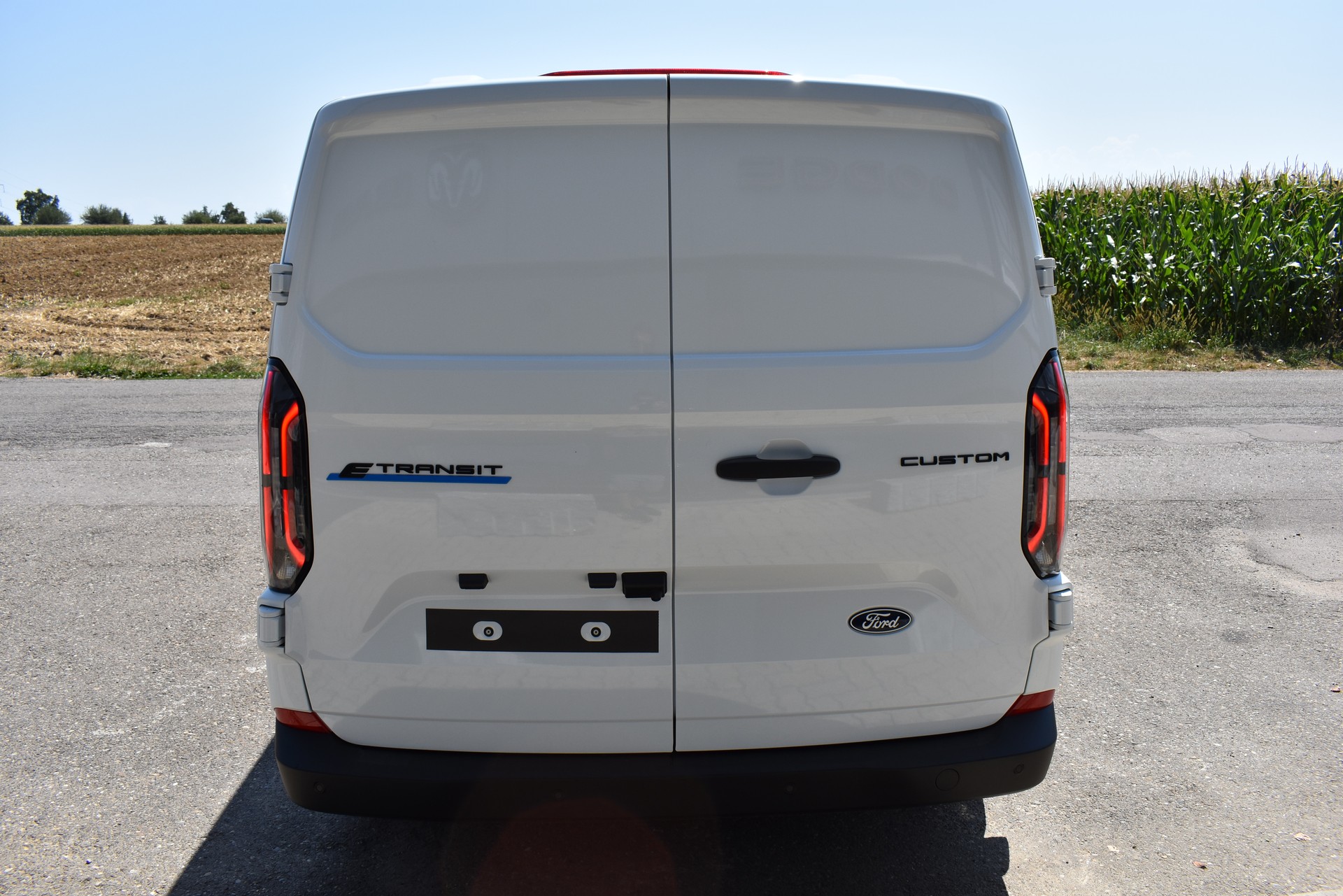 FORD E-Transit C Van 320 L2 Trend 71kWh-image-5