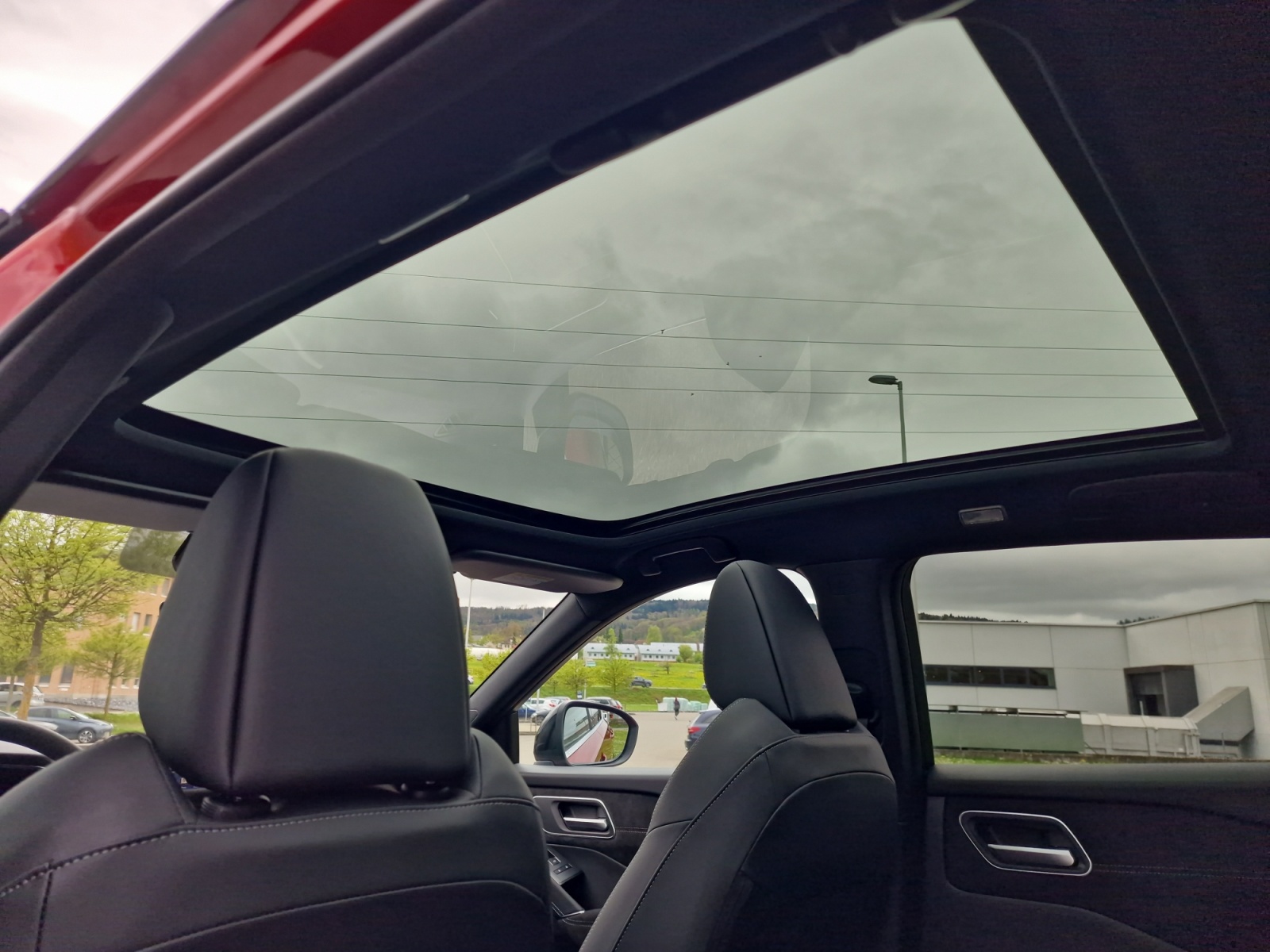 NISSAN Qashqai 1.3 DIG-T MHEV Tekna+ 4x4 Panorama-image-11