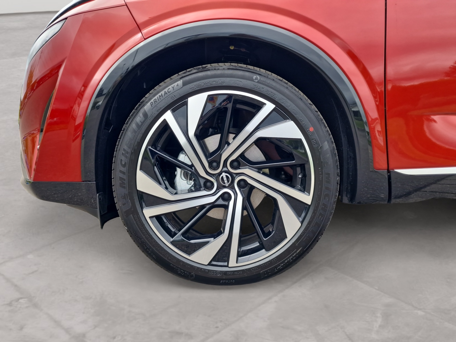 NISSAN Qashqai 1.3 DIG-T MHEV Tekna+ 4x4 Panorama-image-9