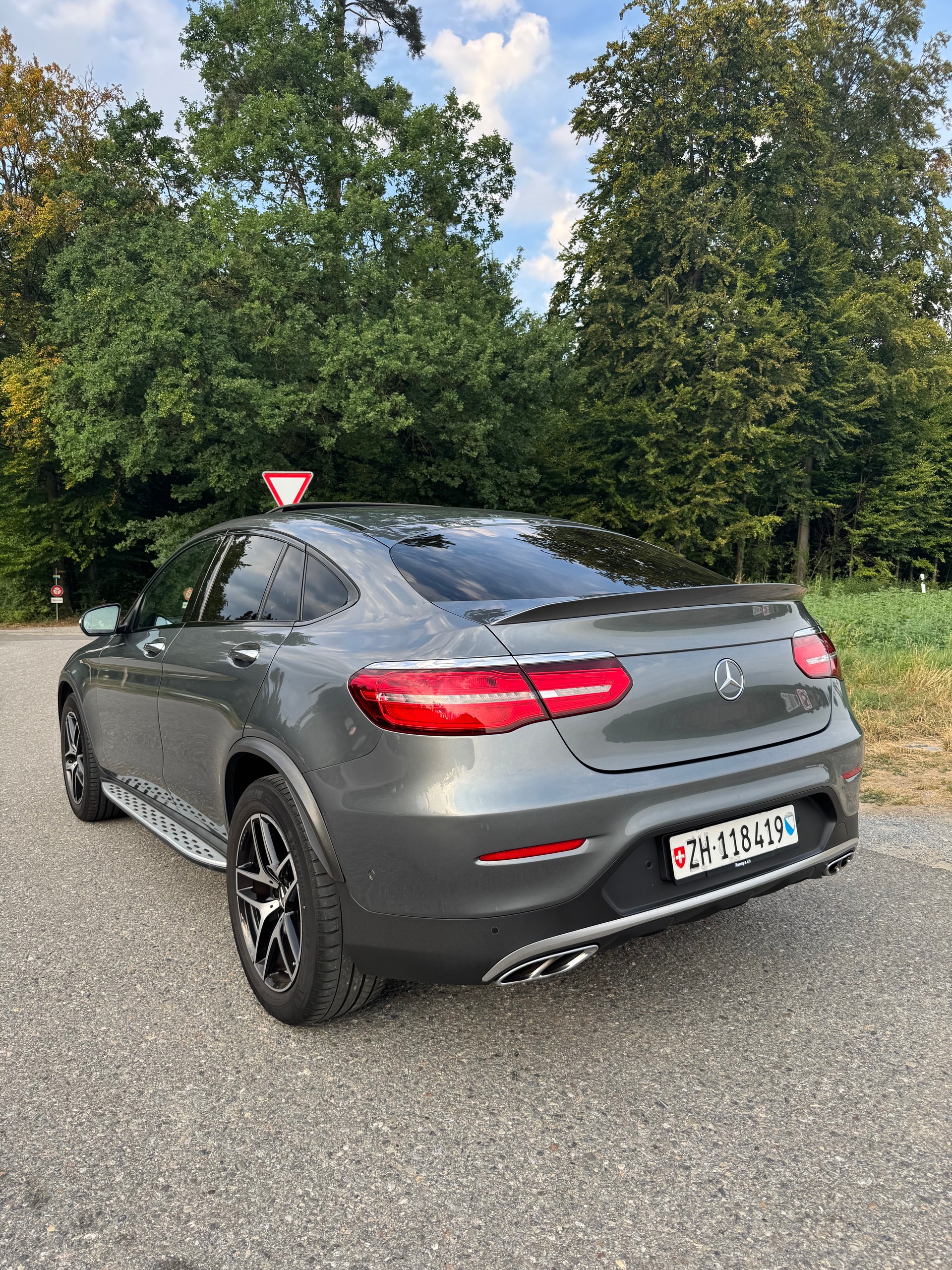 MERCEDES-BENZ GLC 43 AMG 4m-image-2