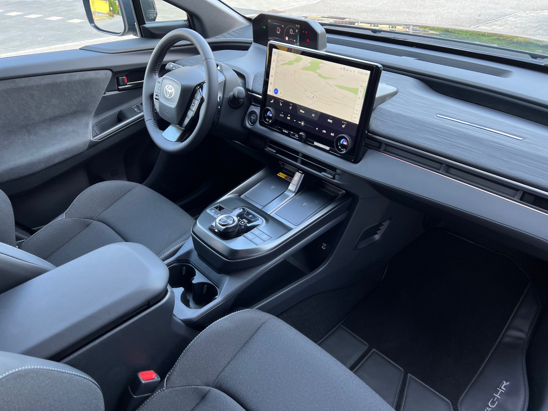 TOYOTA C-HR+ 77 kWh ICON FWD-image-9