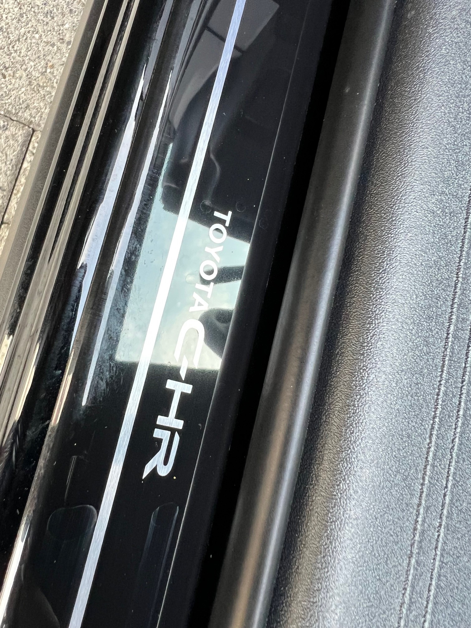 TOYOTA C-HR+ 77 kWh ICON FWD-image-16