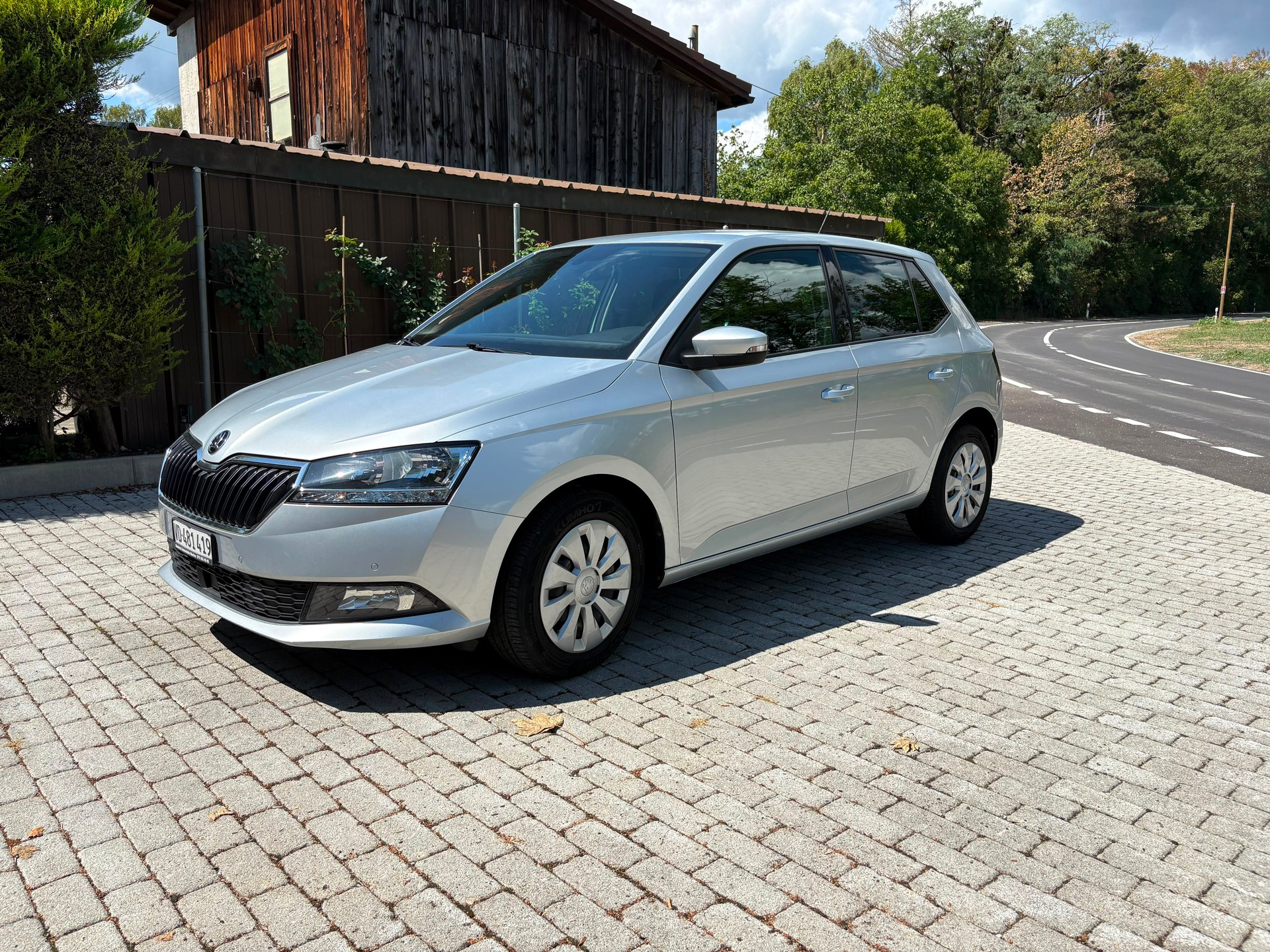 SKODA 1.0 MPI Ambition-image-0