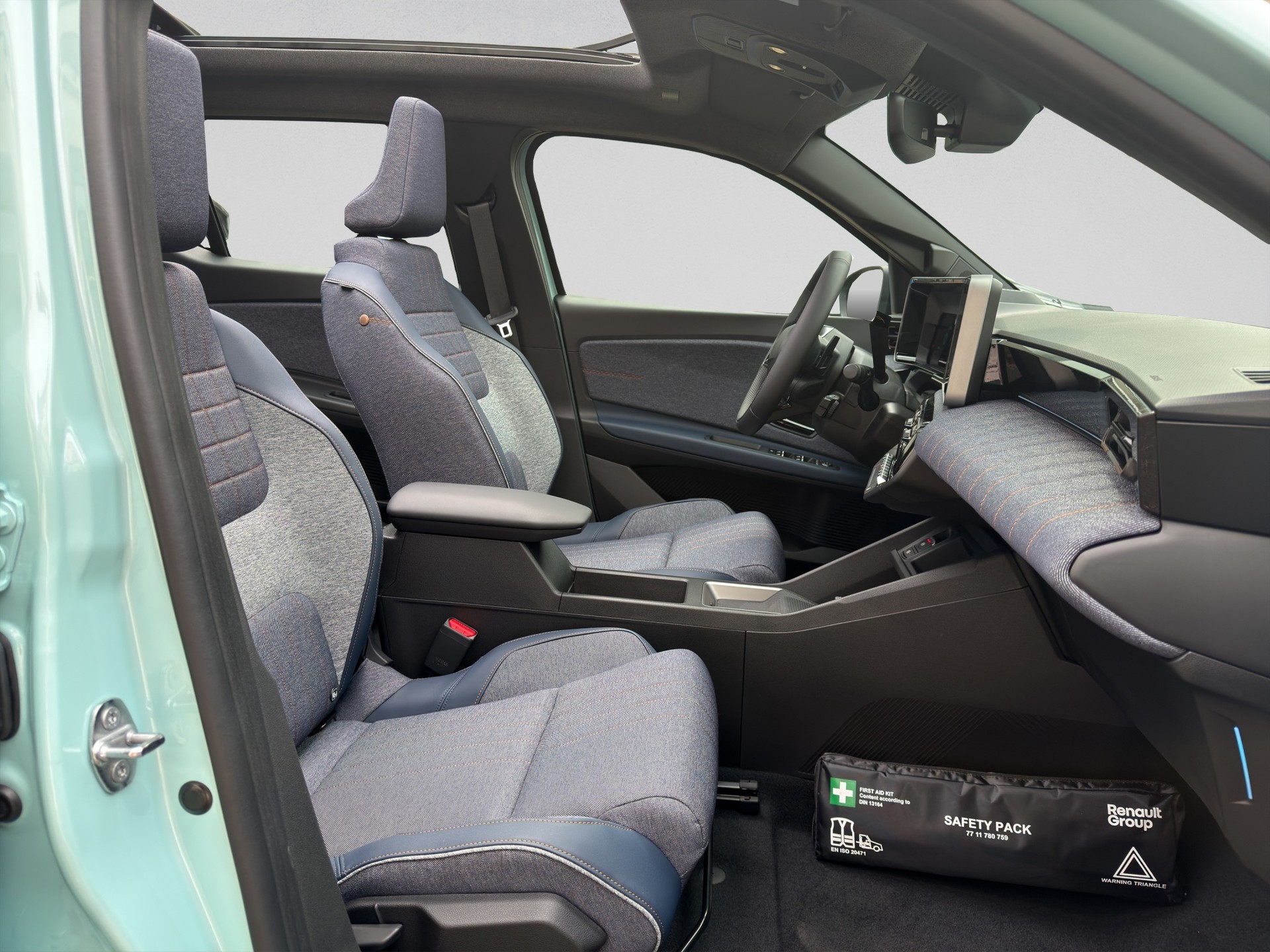 RENAULT R4 E-Tech Comfort Range 52 Plein Sud kWh Techno-image-7